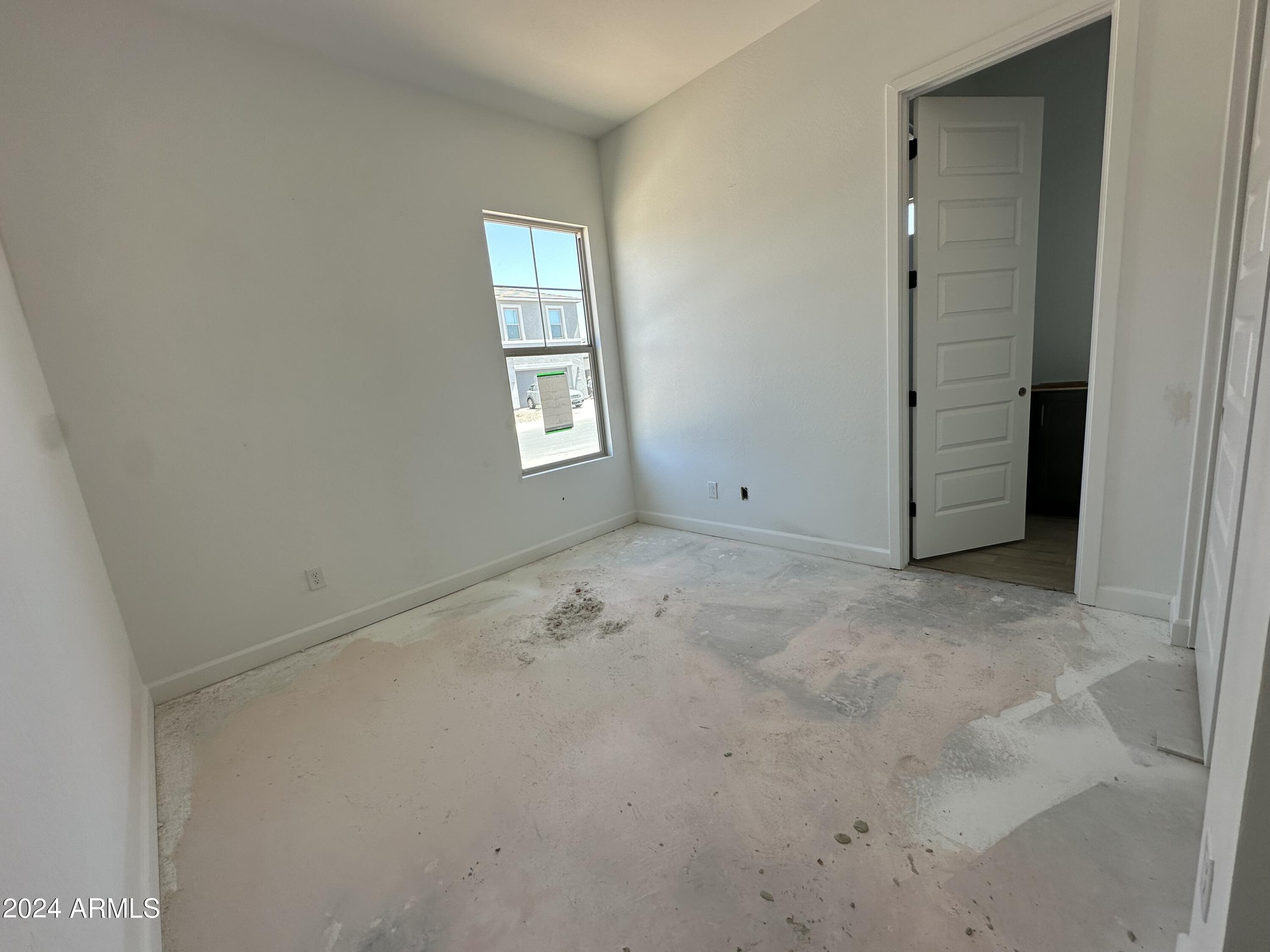 11523 E UTOPIA Avenue