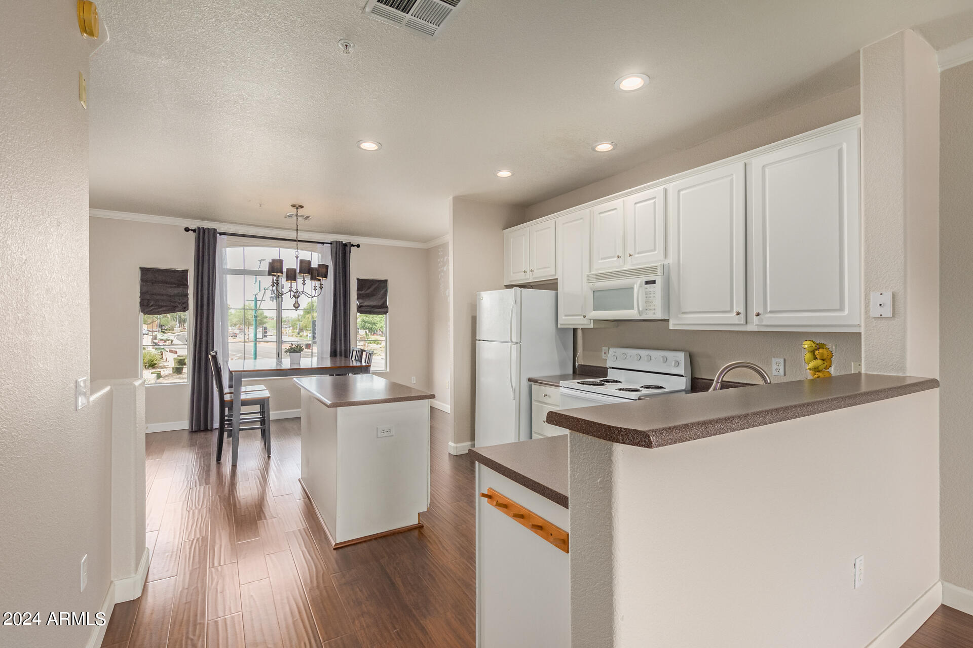 4465 E PARADISE VILLAGE Parkway S, 1163