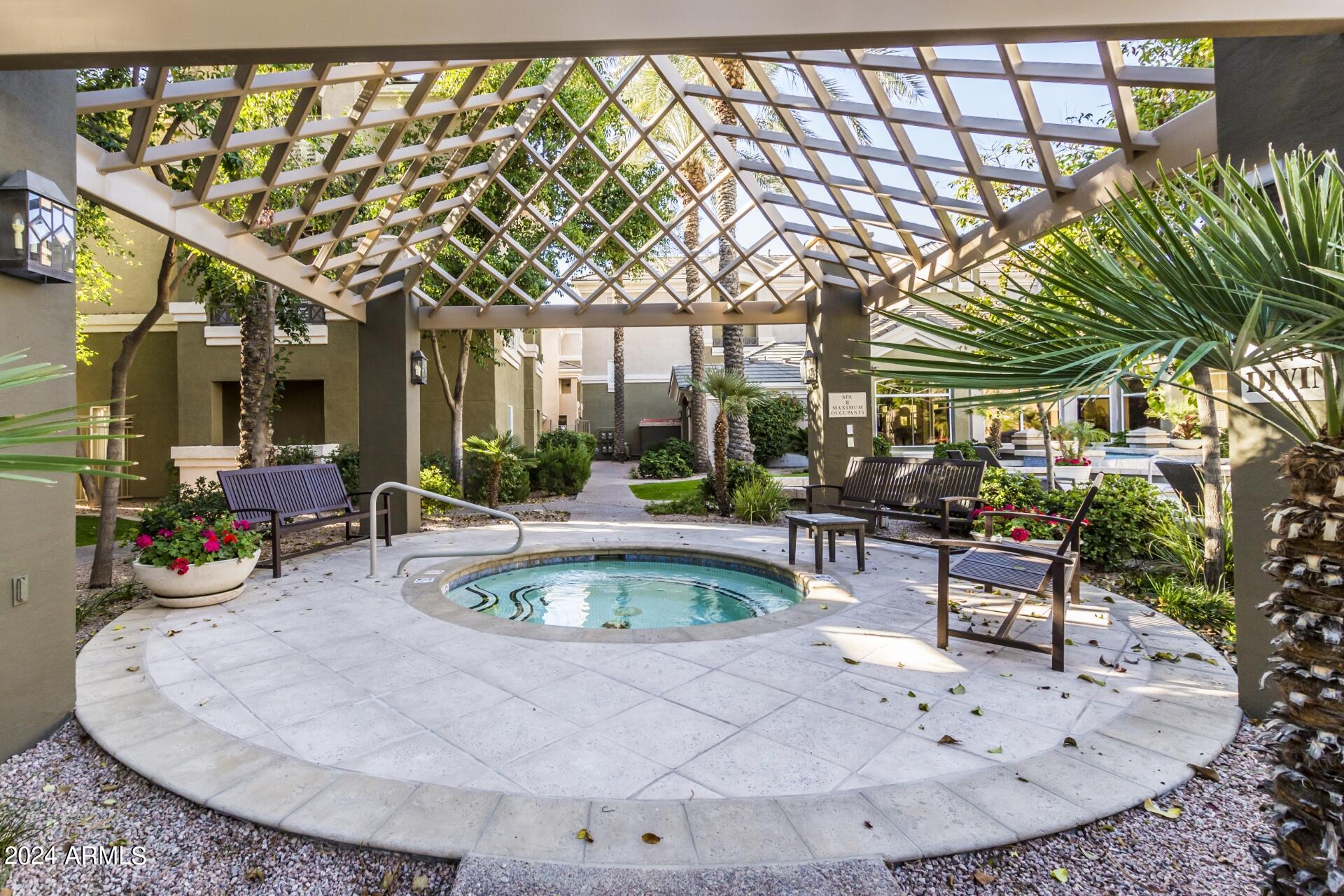 4465 E PARADISE VILLAGE Parkway S, 1163