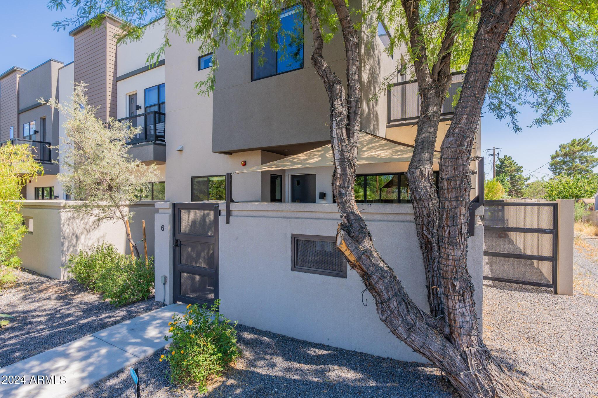 2645 E Osborn Road, 6