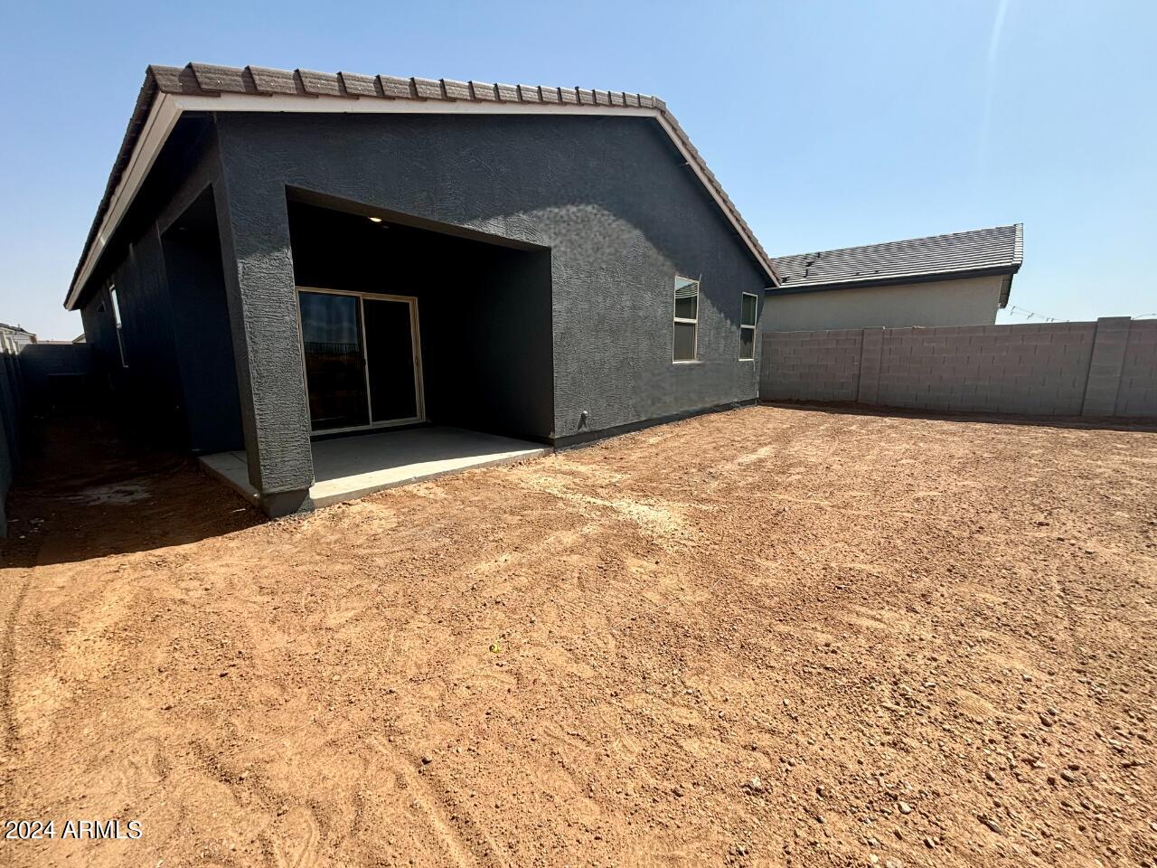 47528 W KENNER Drive