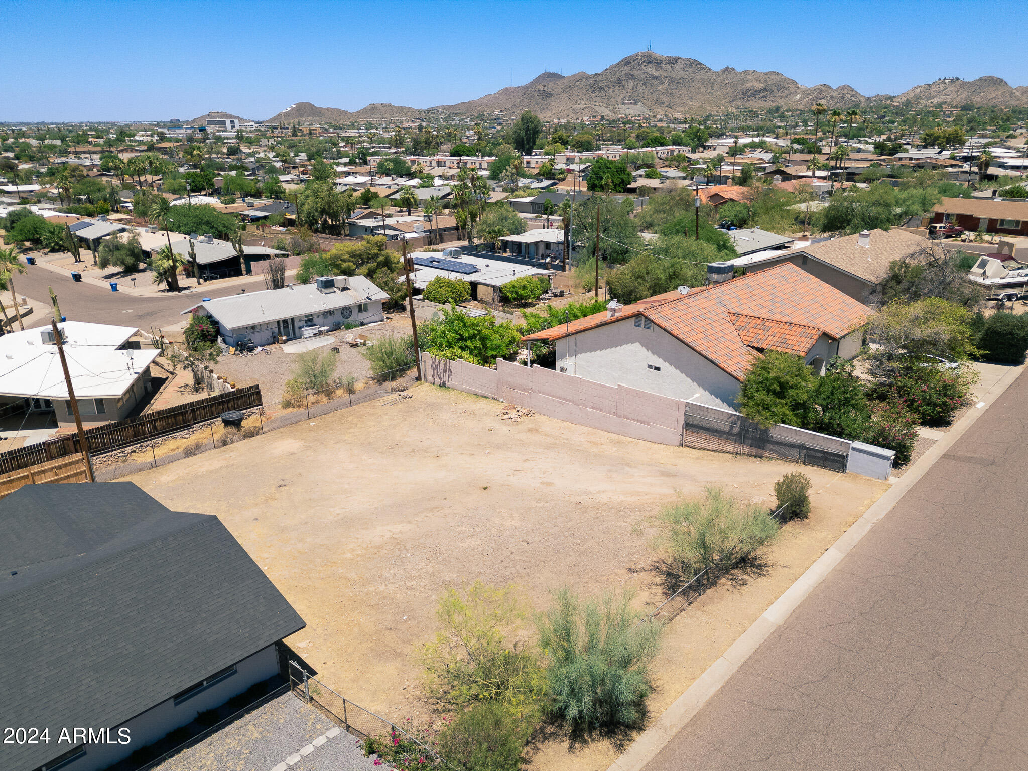 8608 N 14TH Street, 226