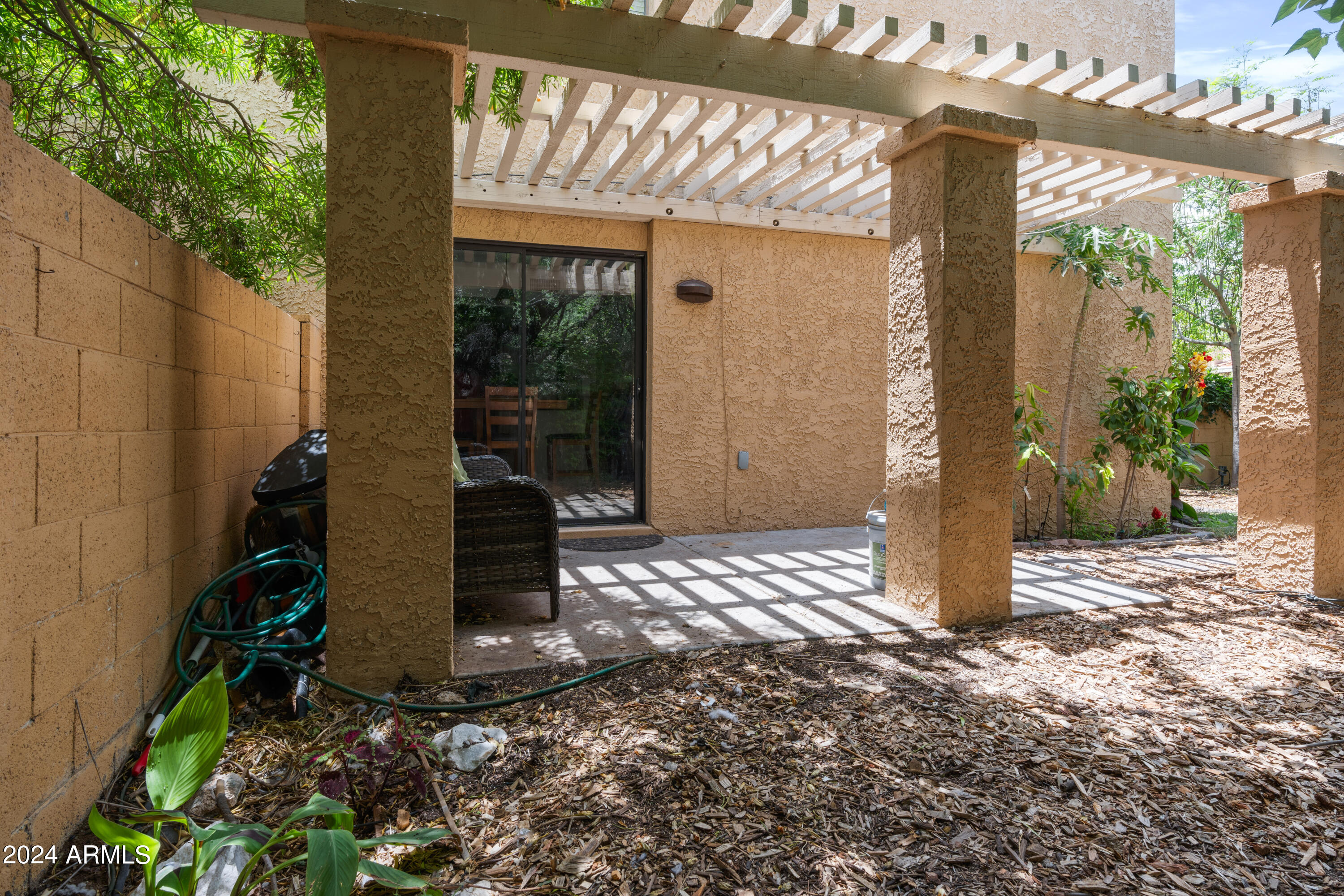 10431 N 10TH Place, 2