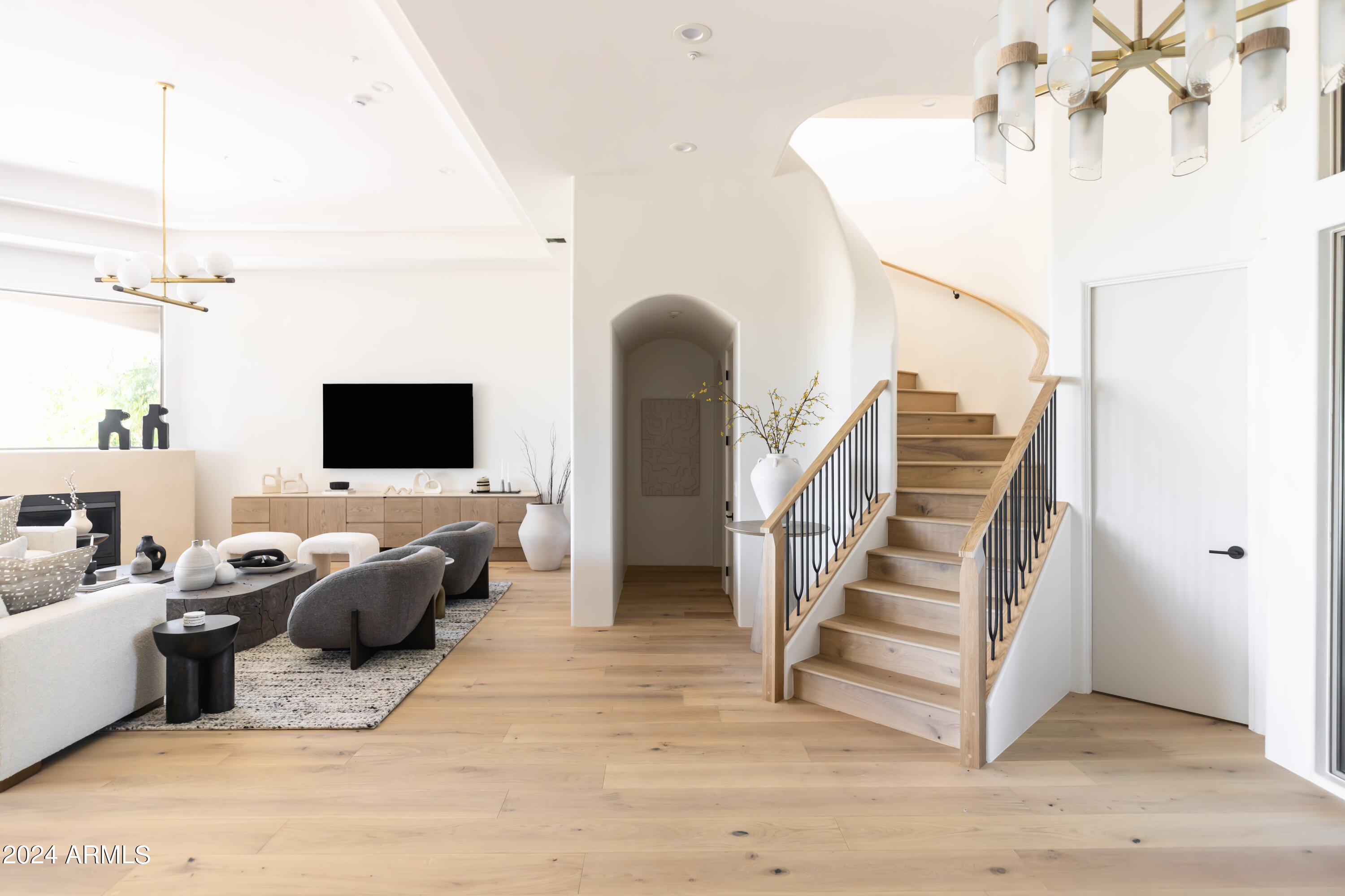 10795 E SUTHERLAND Way