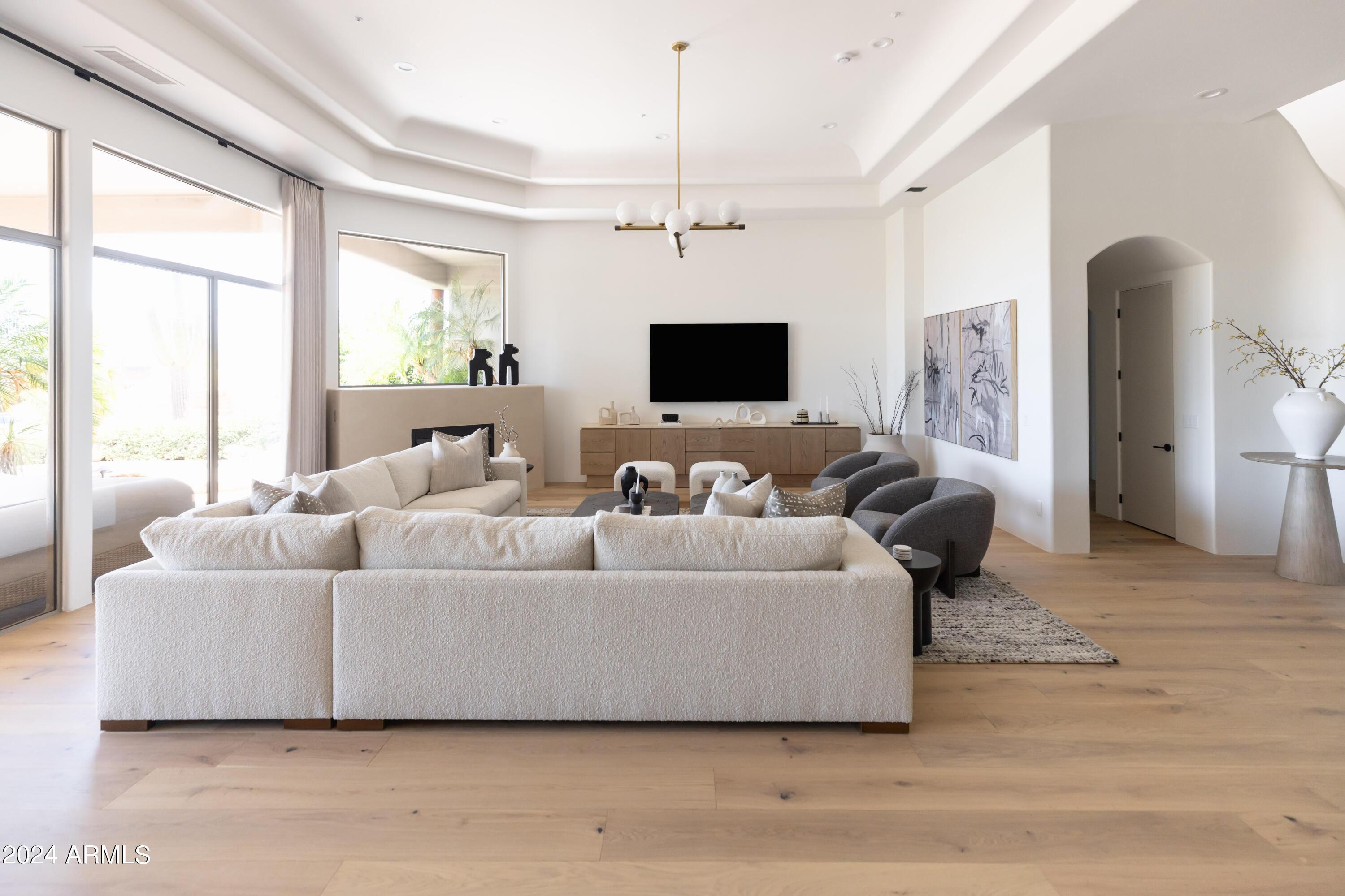 10795 E SUTHERLAND Way