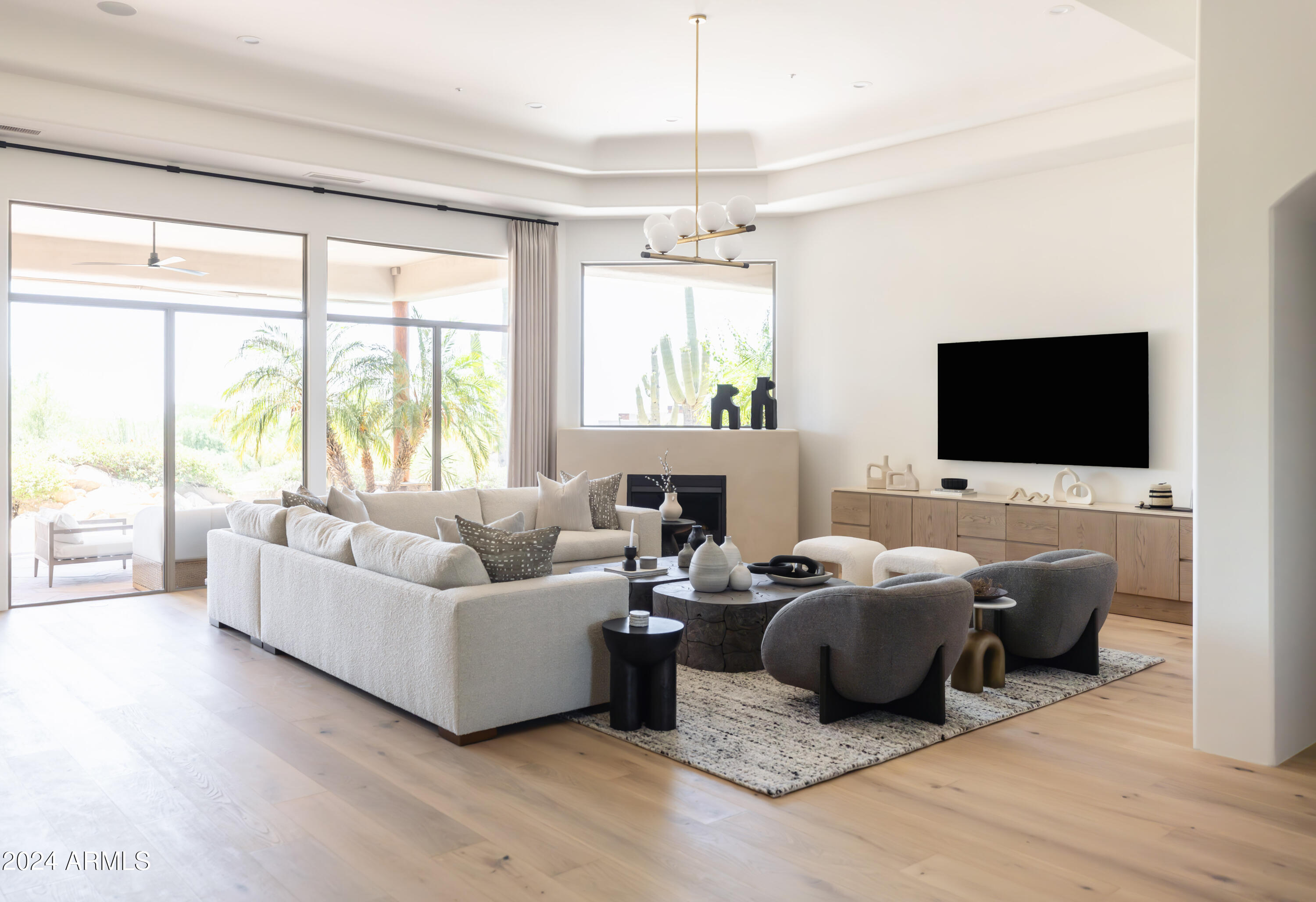 10795 E SUTHERLAND Way