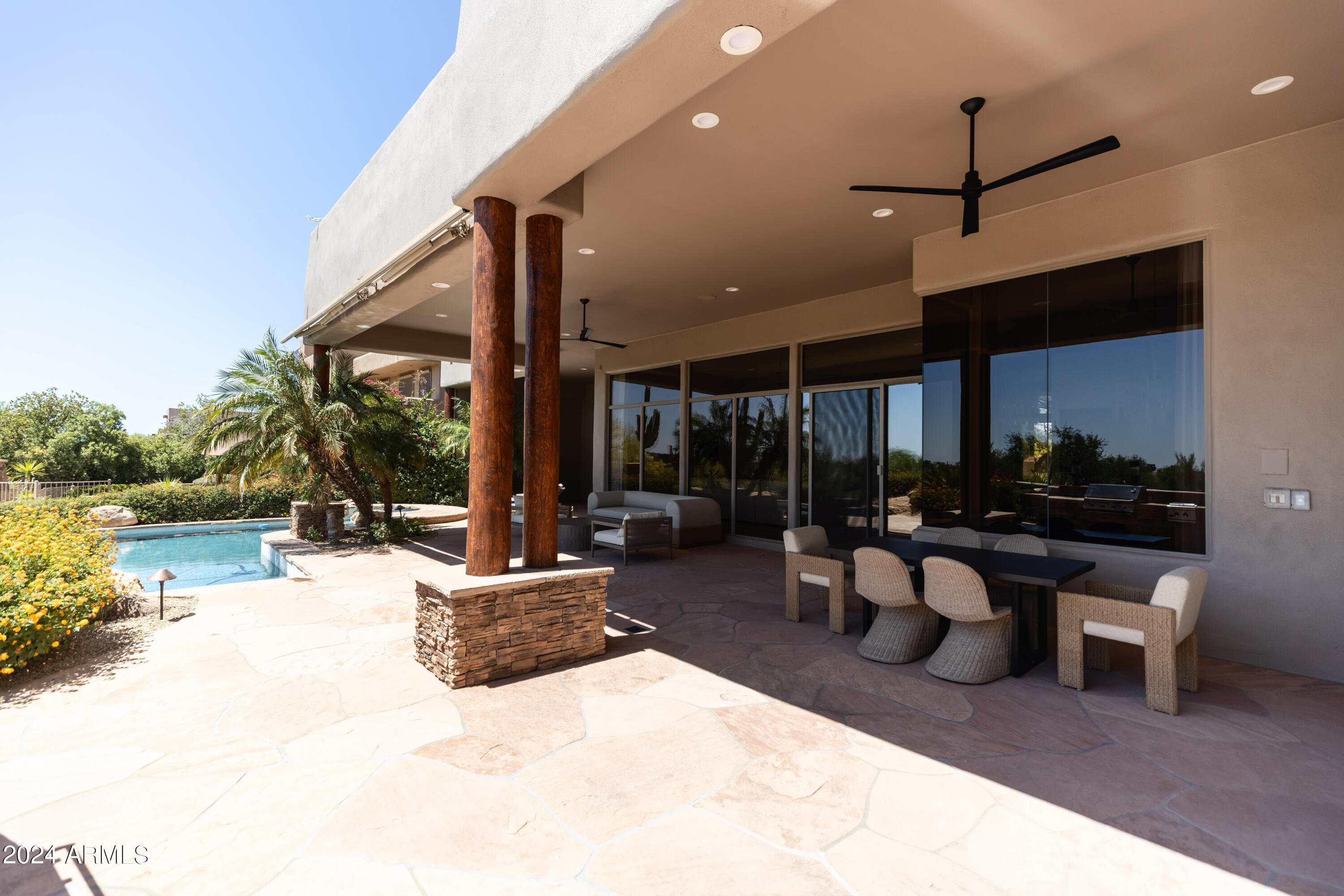 10795 E SUTHERLAND Way