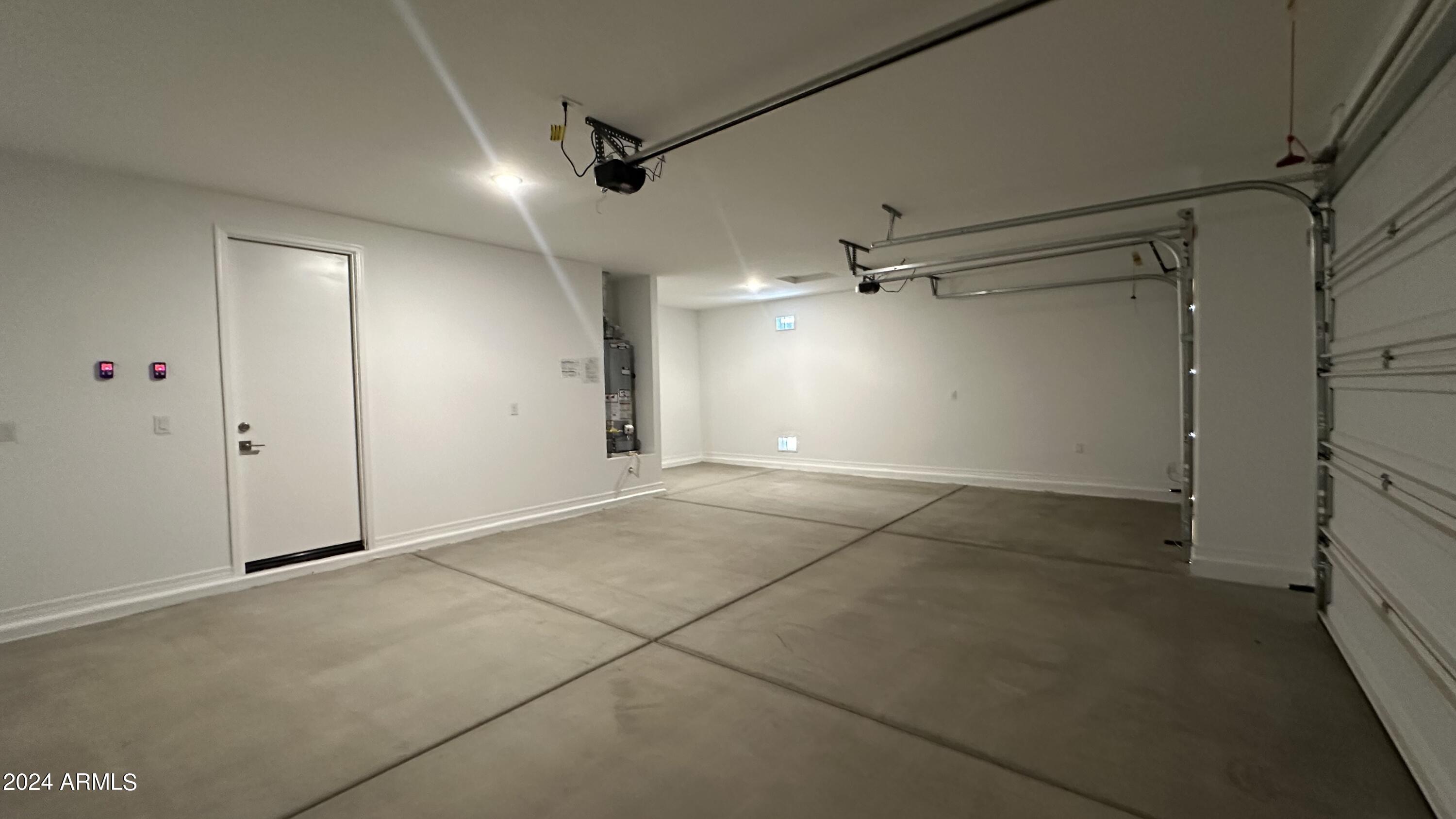 4192 E Bradford Avenue