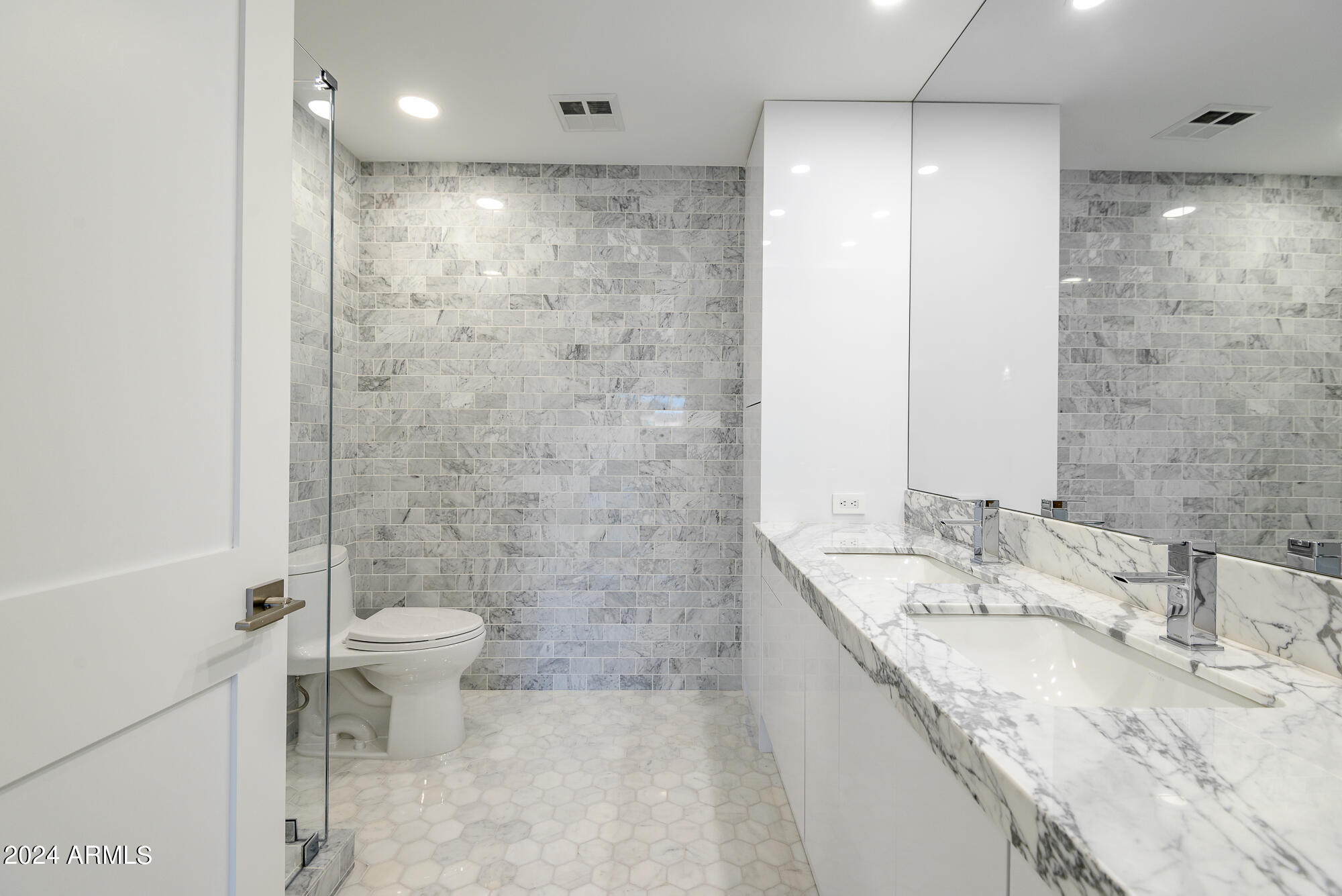 7117 E RANCHO VISTA Drive, 6007
