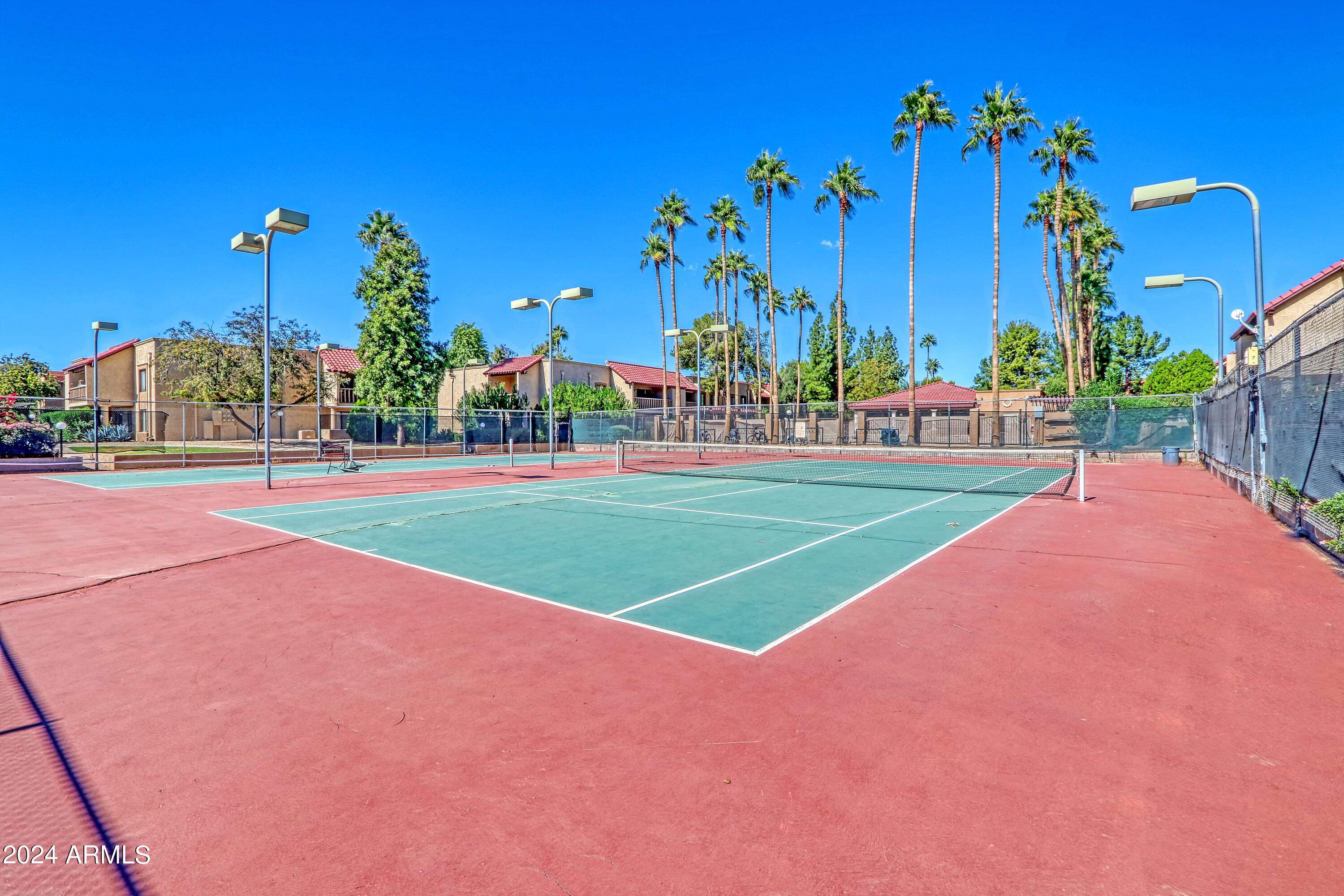 8651 E ROYAL PALM Road, 106