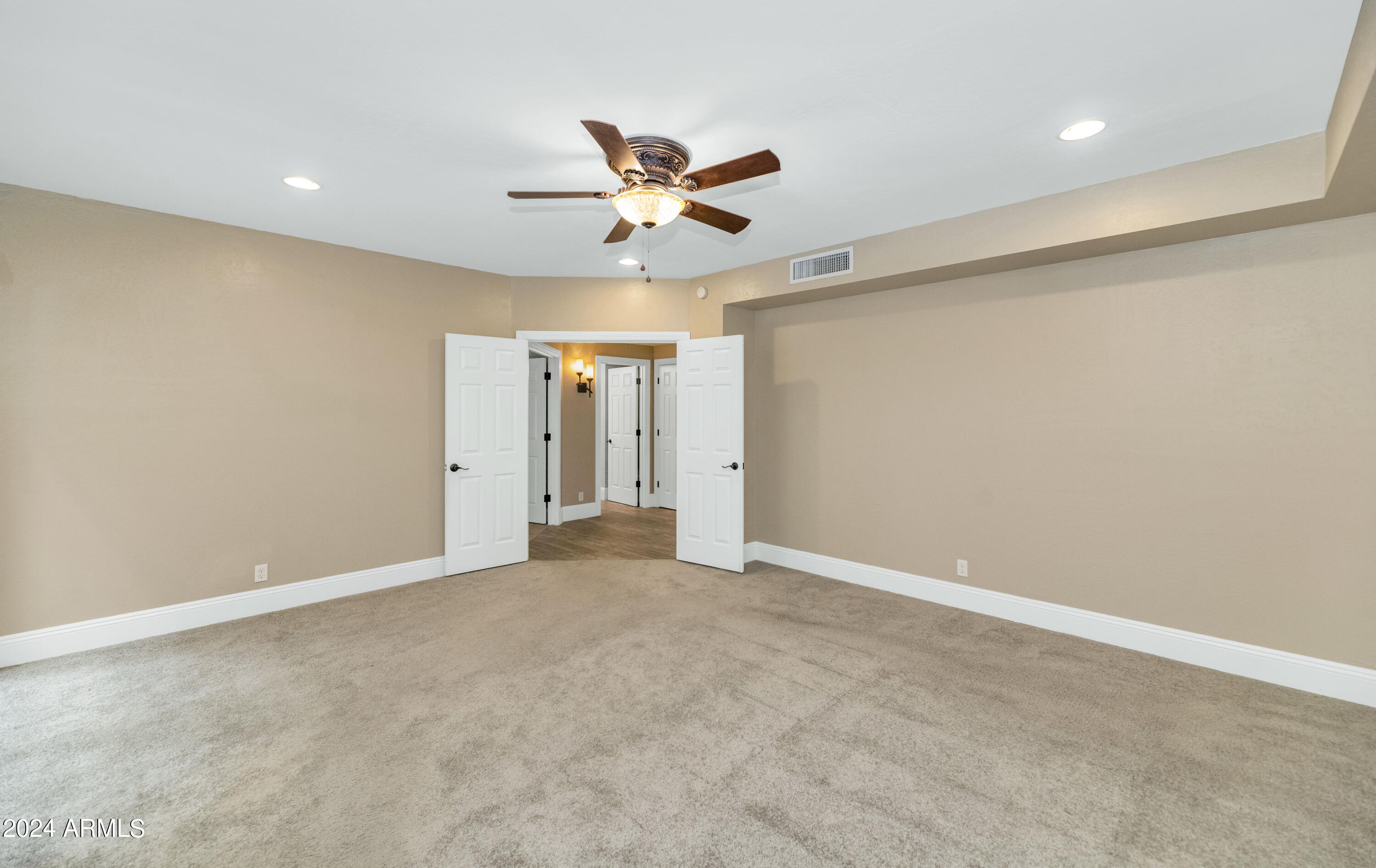 8501 N 84TH Place