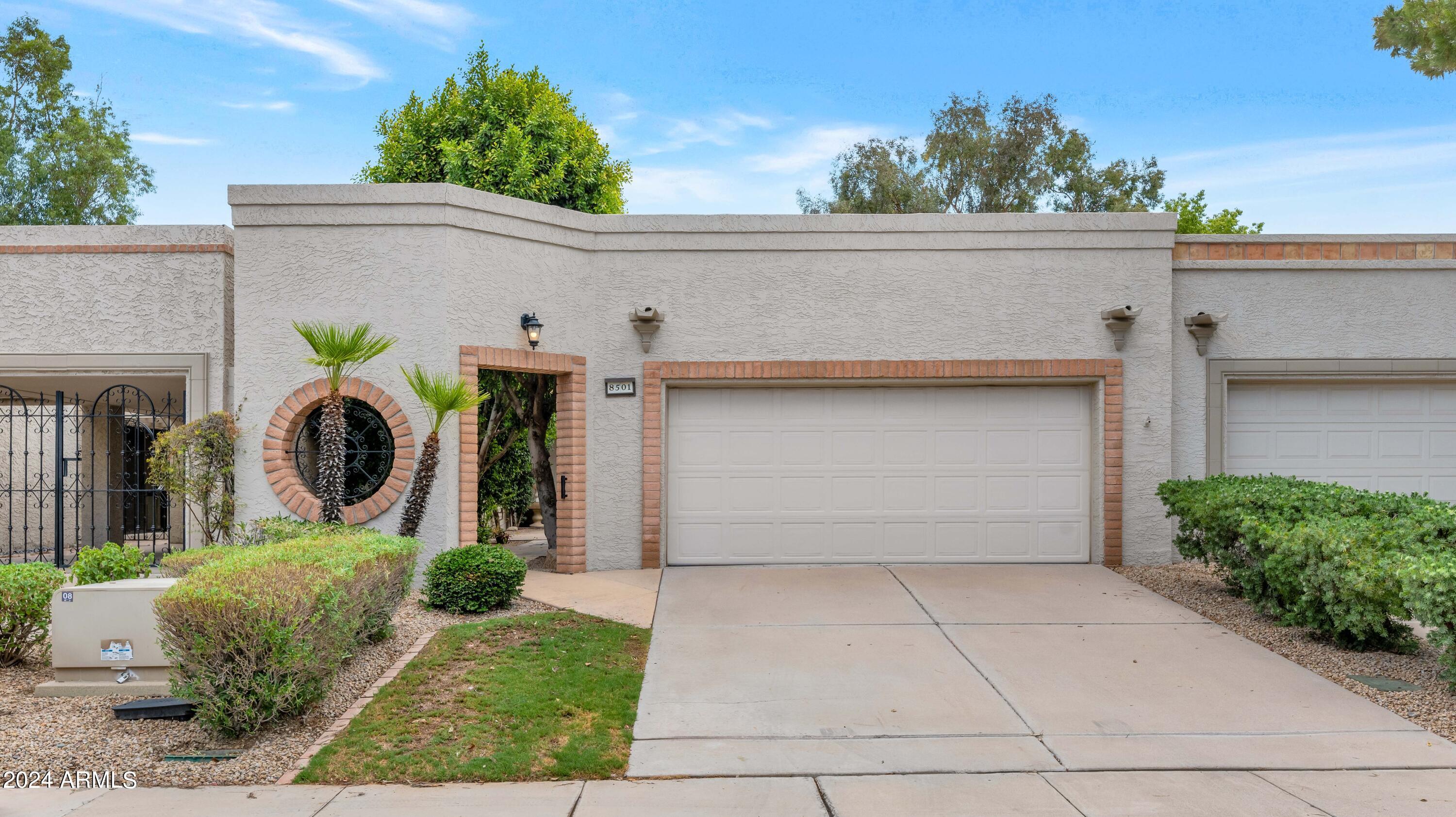 8501 N 84TH Place