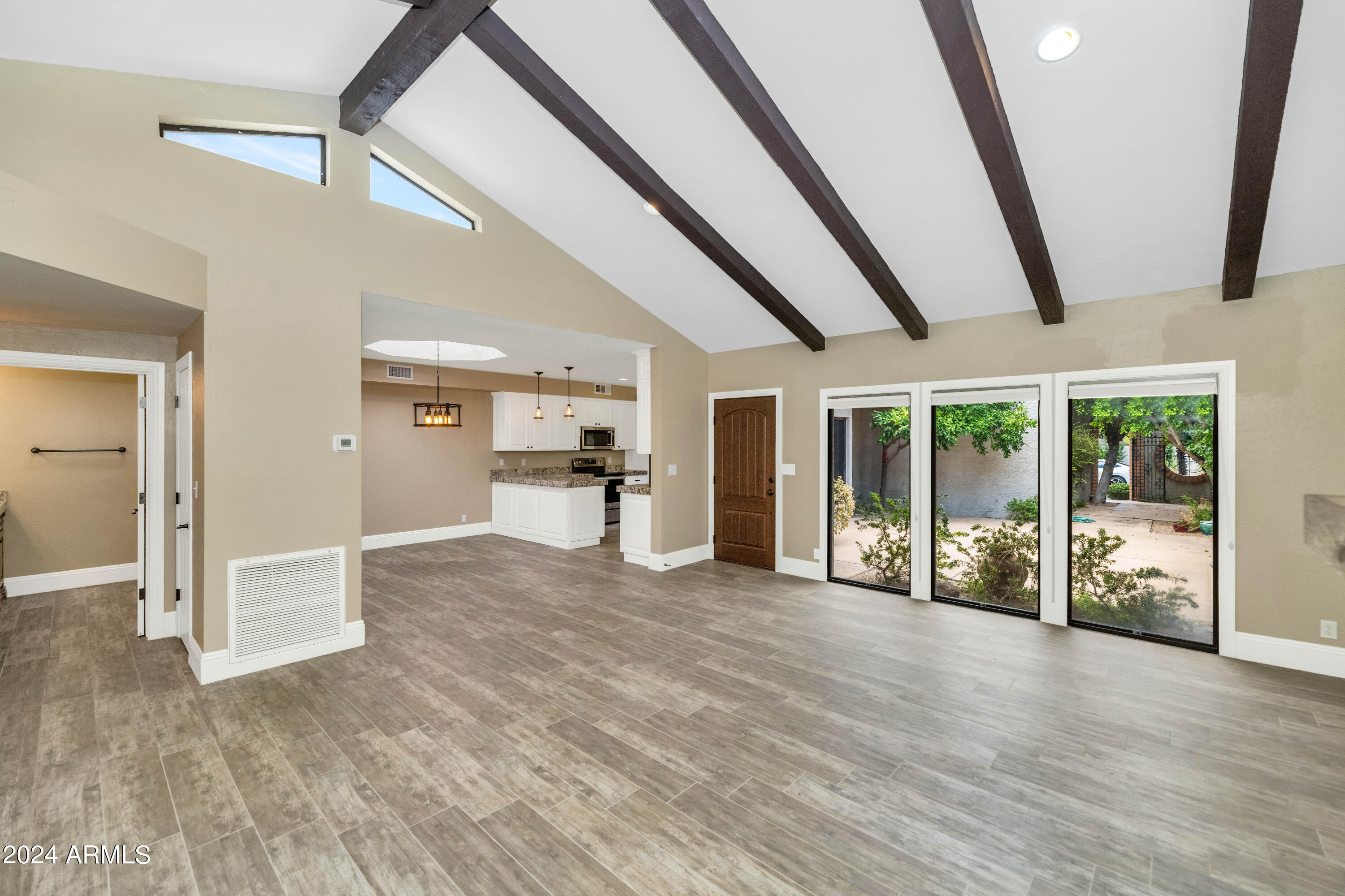 8501 N 84TH Place