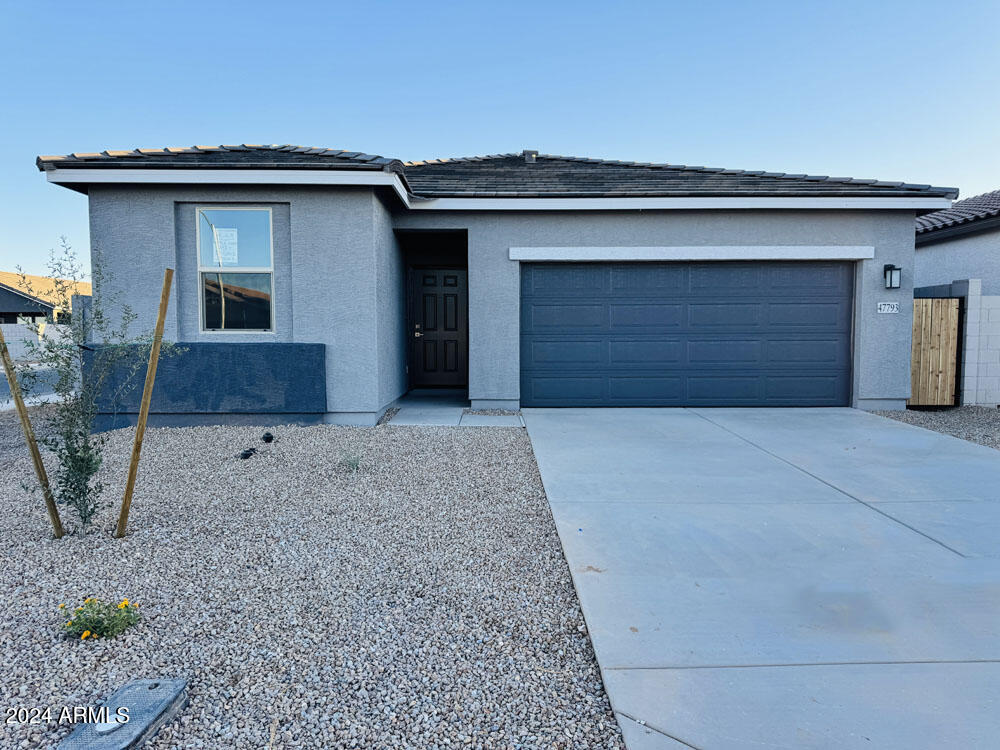47793 W KENNER Drive