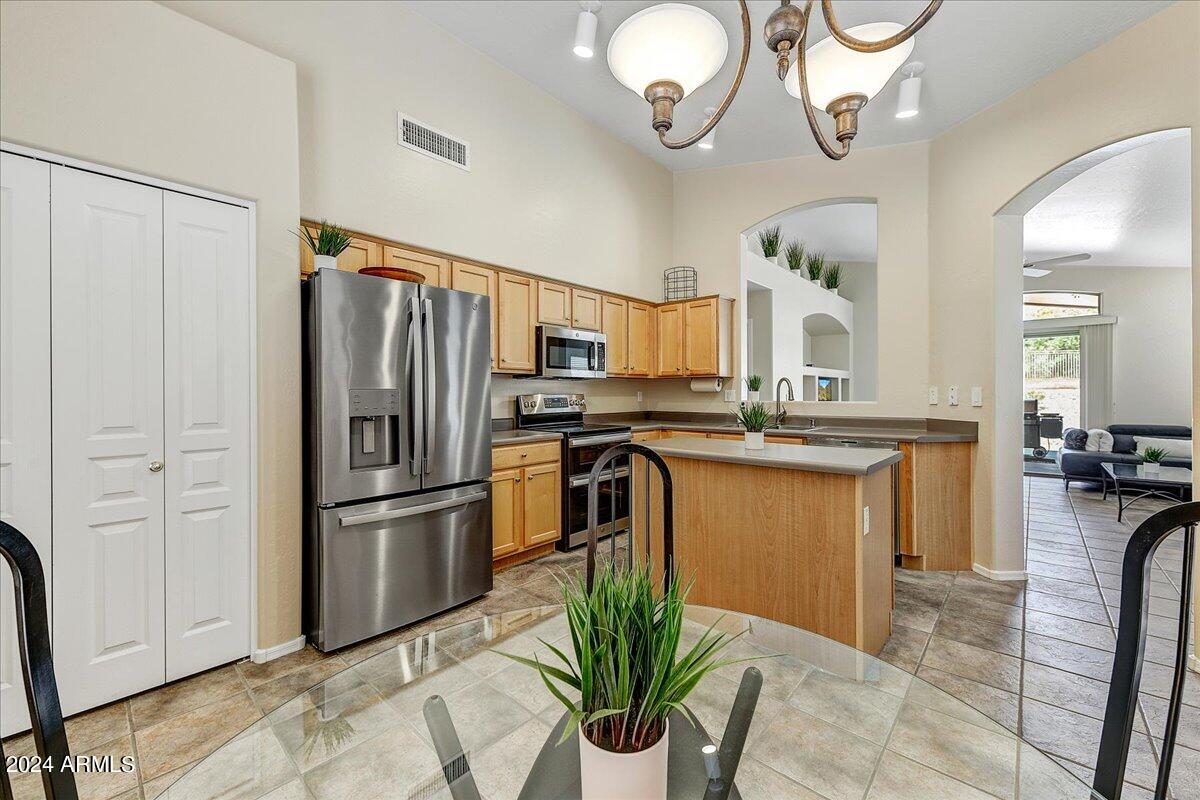 10460 E TEXAS SAGE Lane