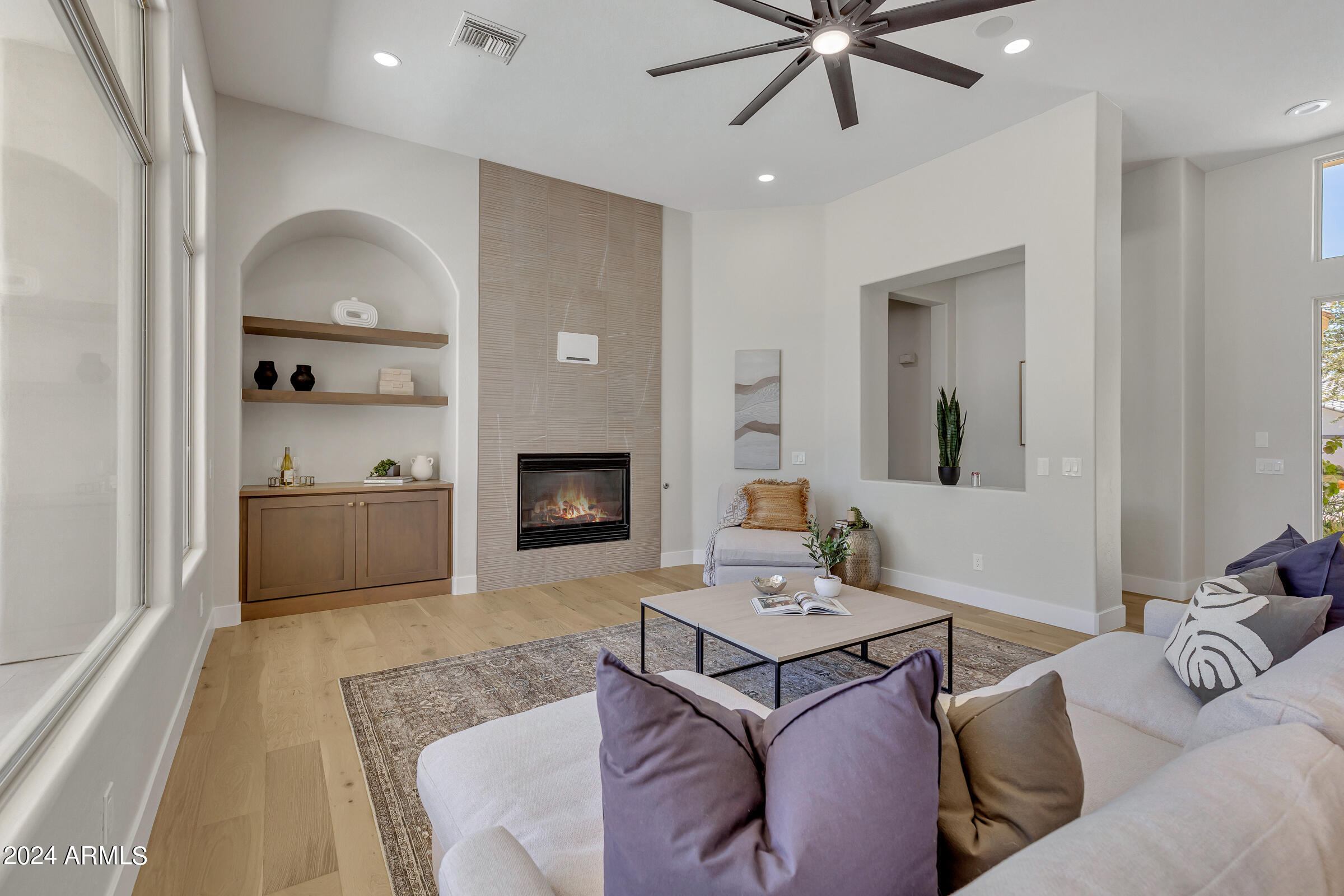 1763 W Blue Ridge Way