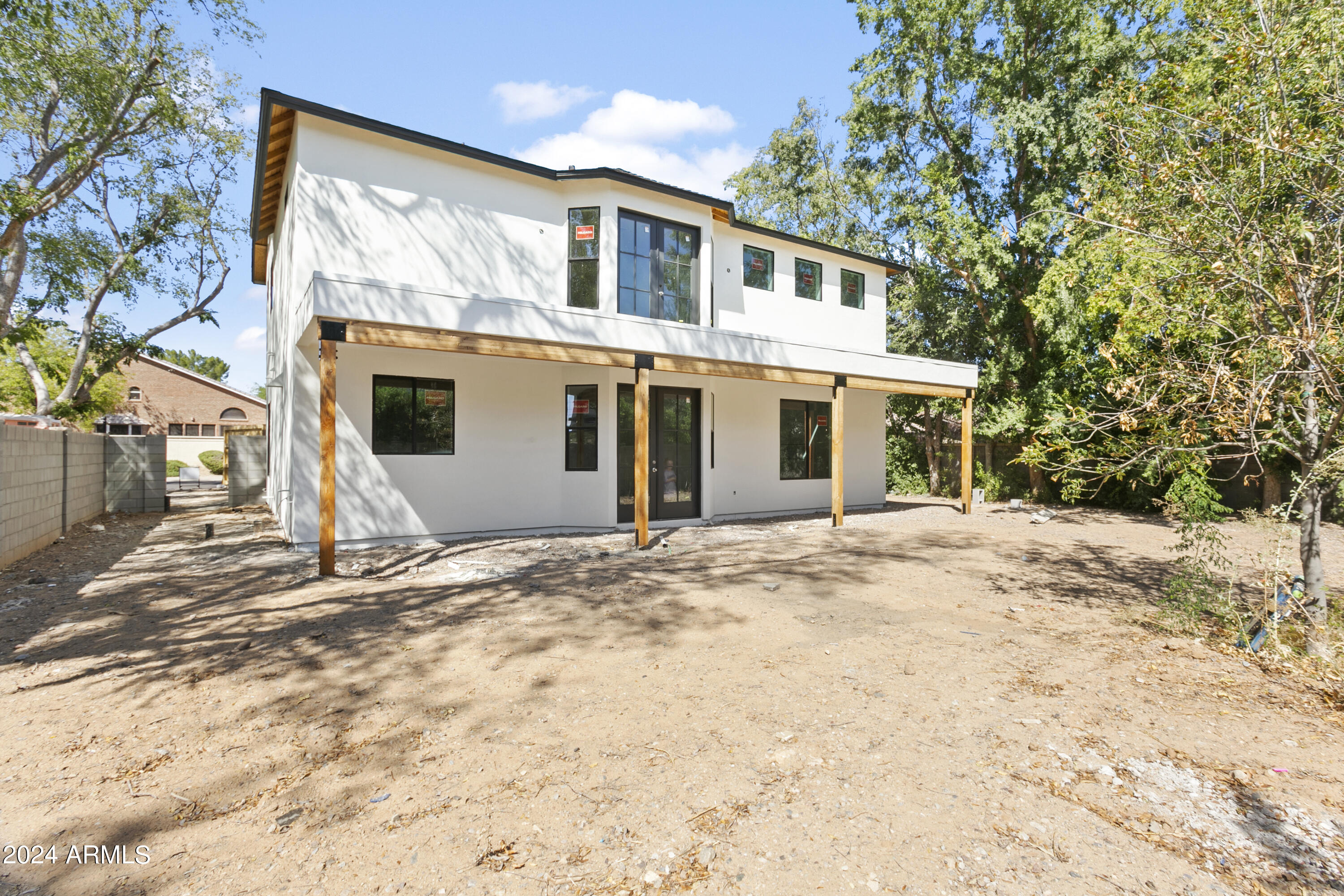 1331 W STATE Avenue