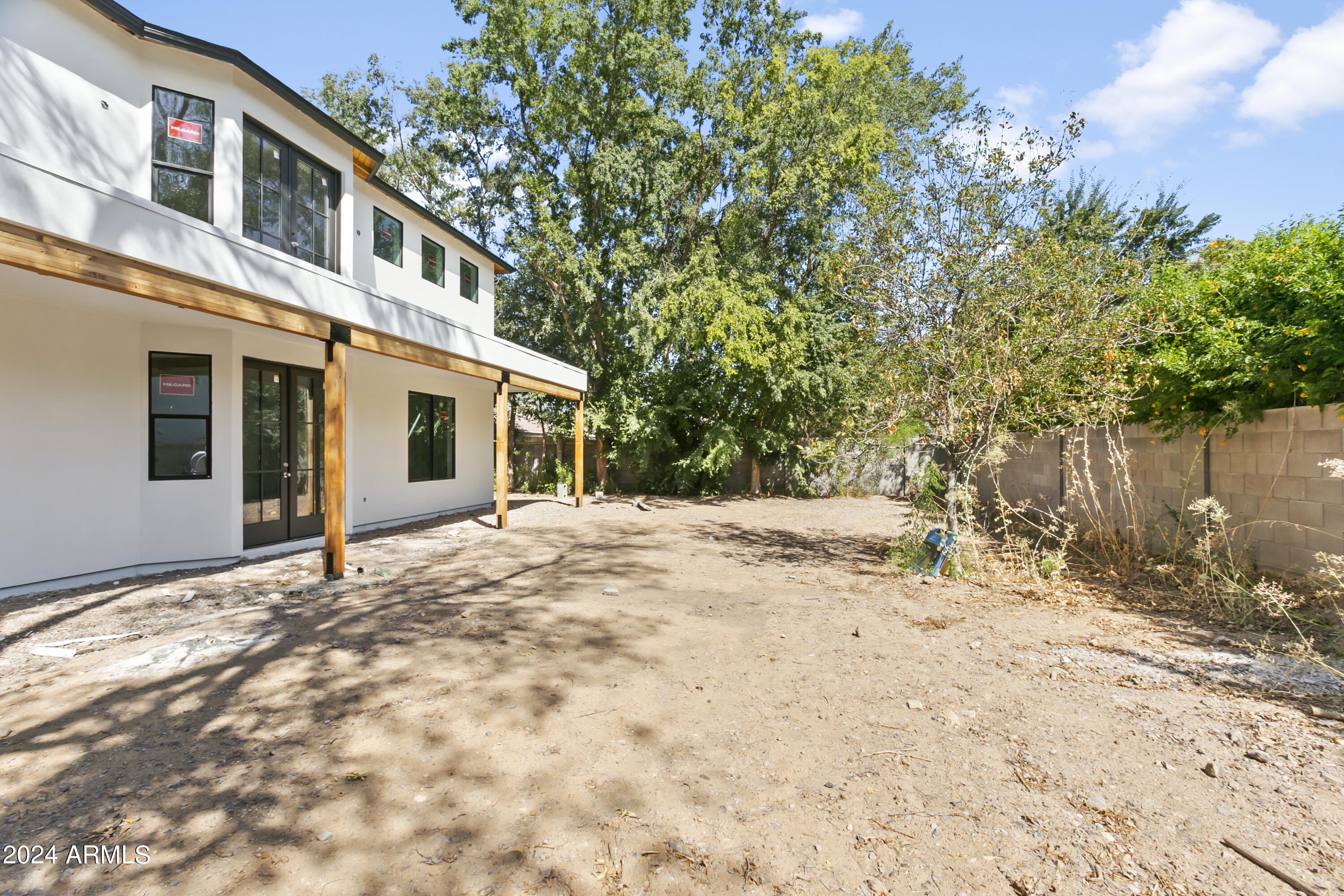 1331 W STATE Avenue