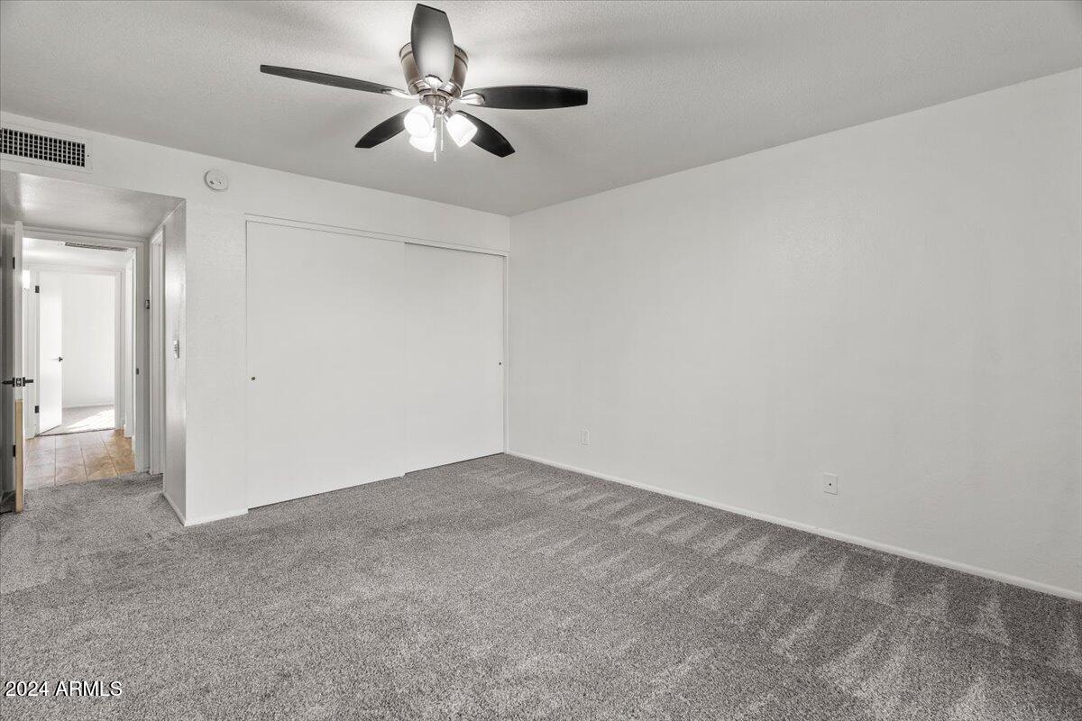 2501 E PEPPER RIDGE Circle