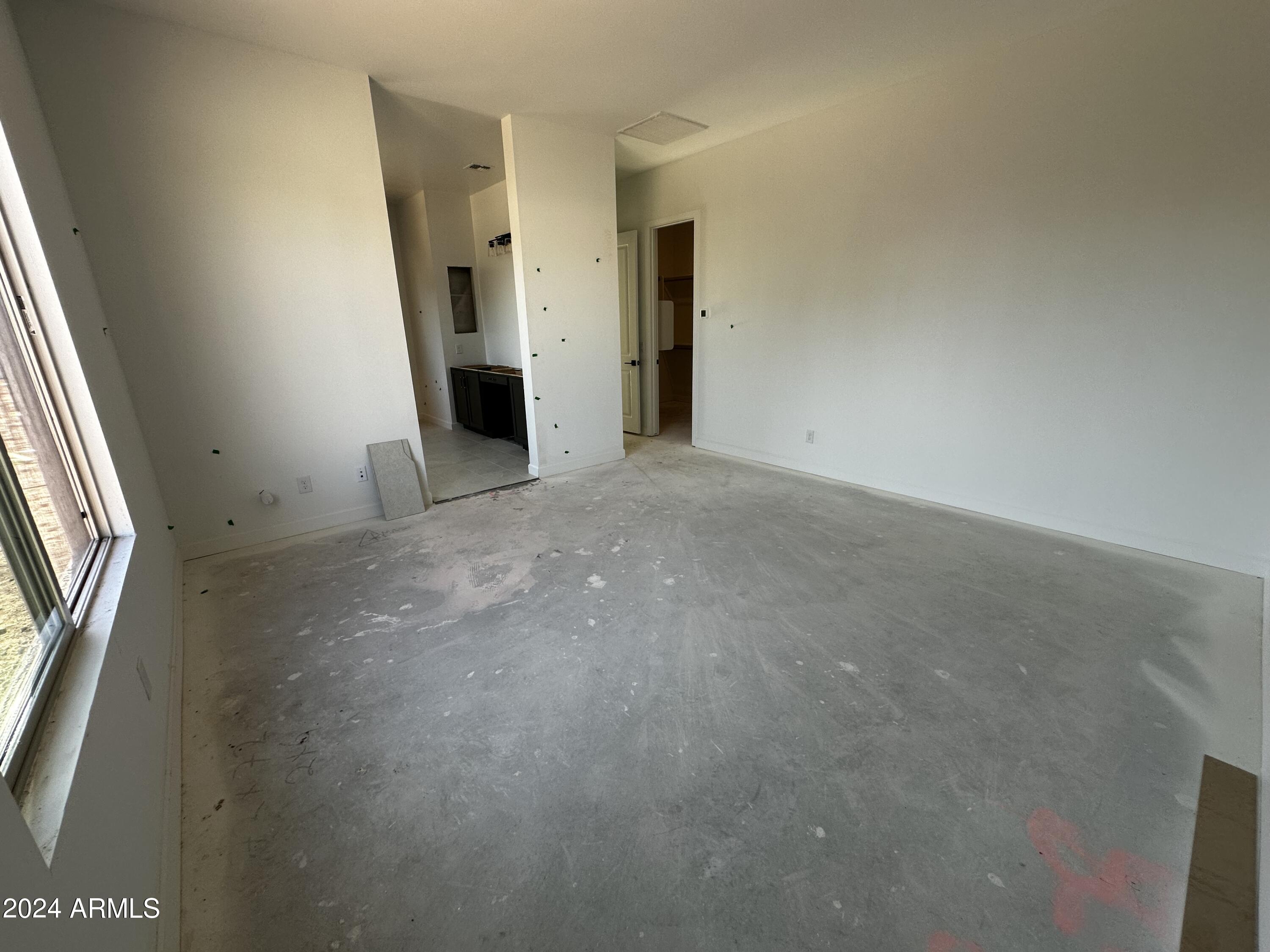 11515 E UTOPIA Avenue