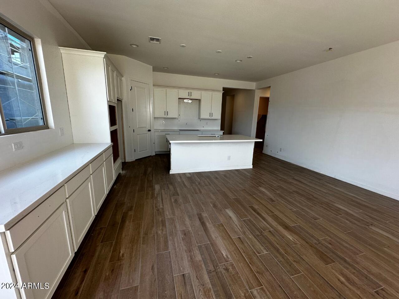 11515 E UTOPIA Avenue