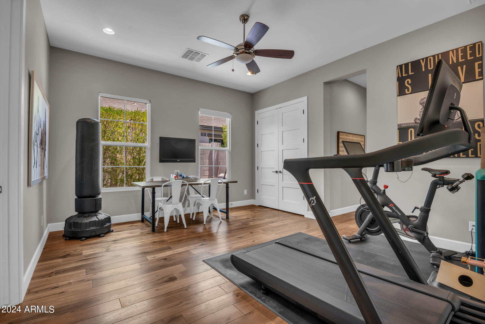 24 W MARLETTE Avenue