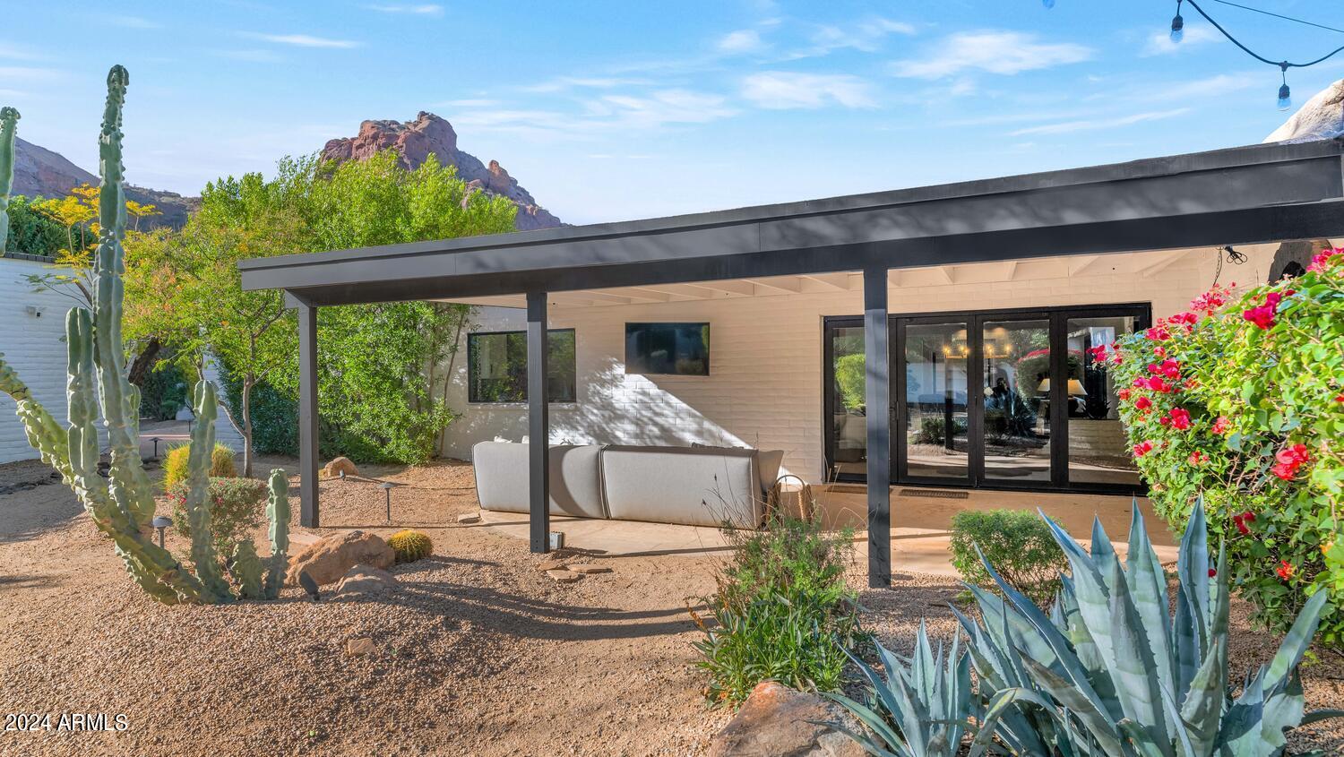 5409 E MCDONALD Drive