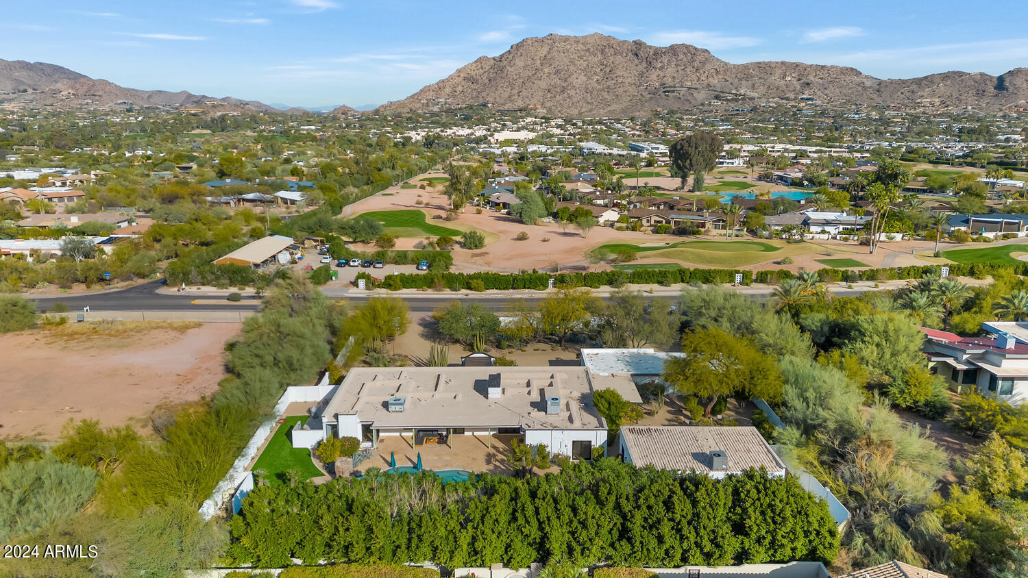 5409 E MCDONALD Drive