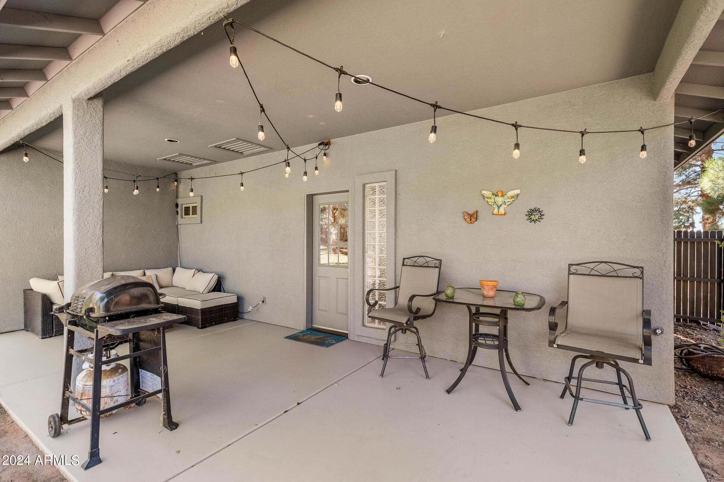 270 OAK CREEK Boulevard