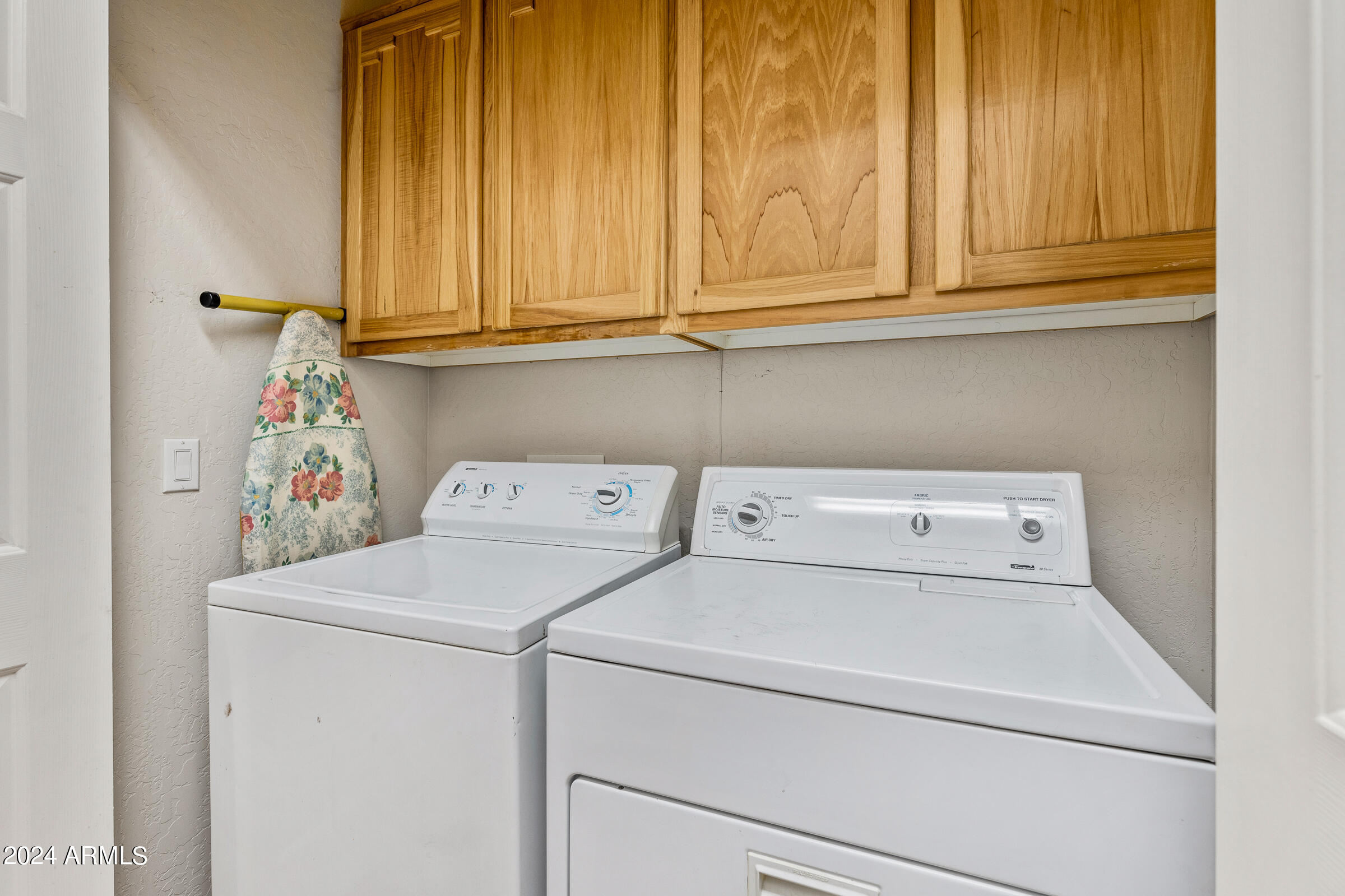 270 OAK CREEK Boulevard