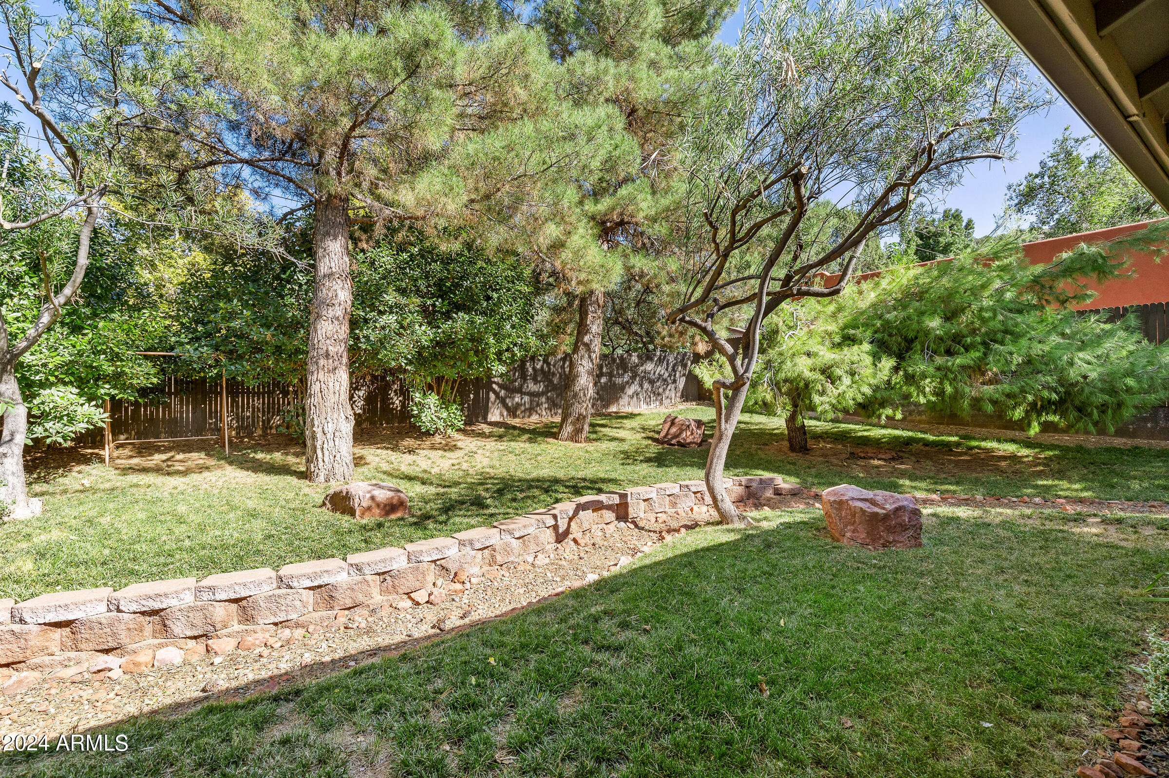 270 OAK CREEK Boulevard