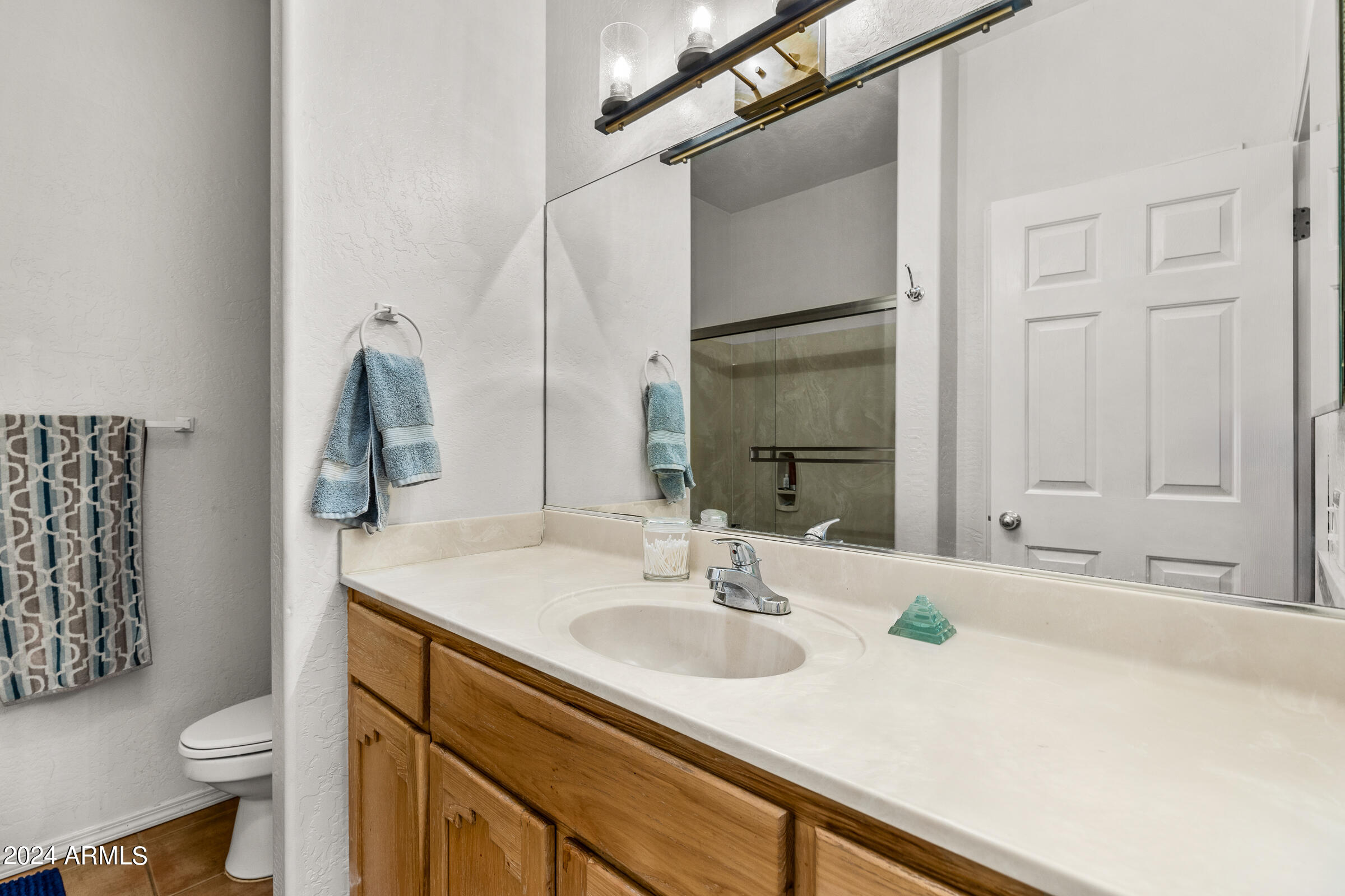 270 OAK CREEK Boulevard