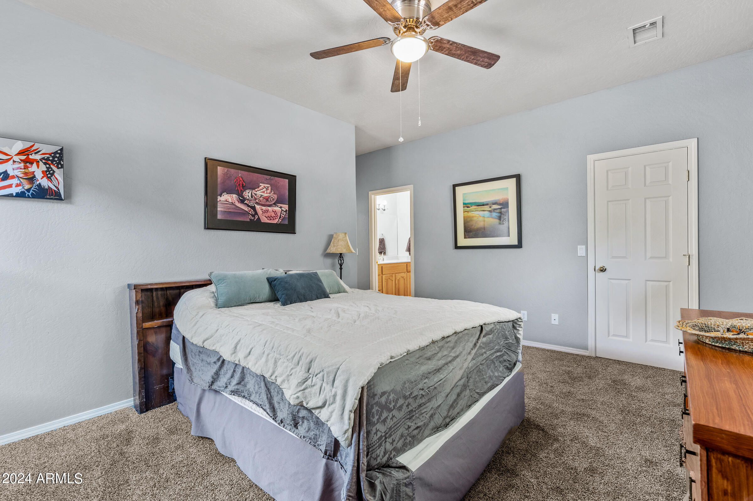 270 OAK CREEK Boulevard