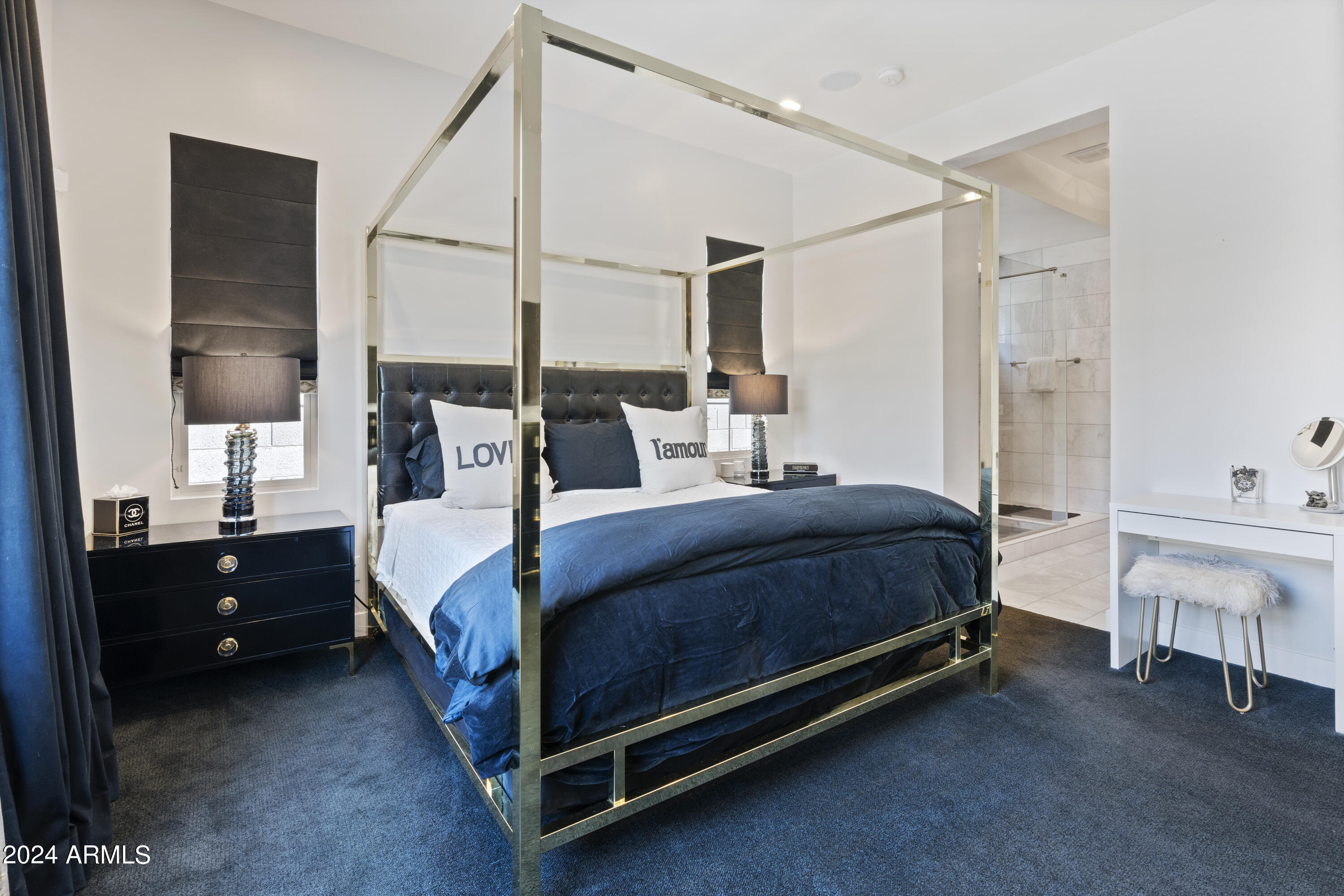 4522 E Vista Bonita Drive