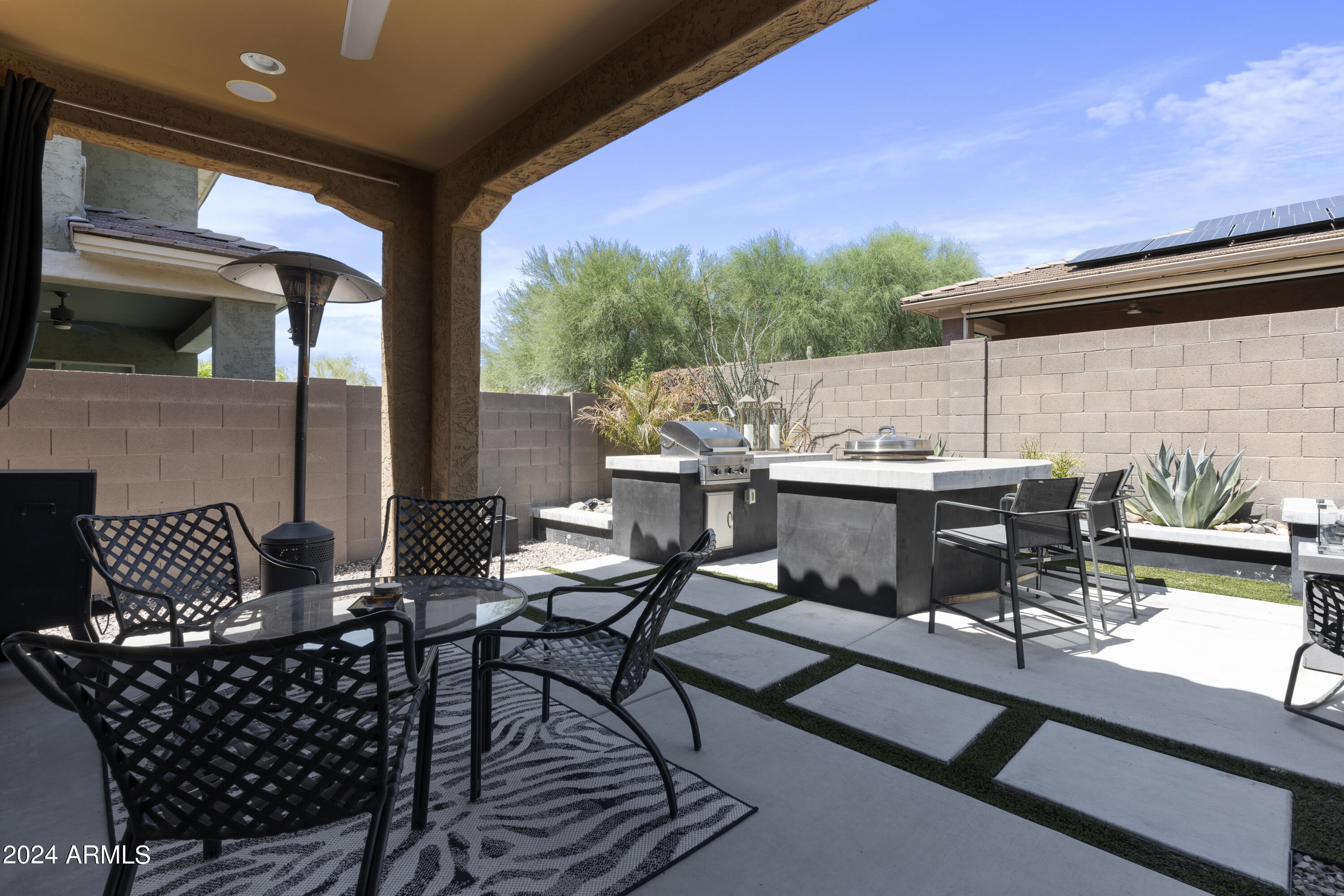 4522 E Vista Bonita Drive