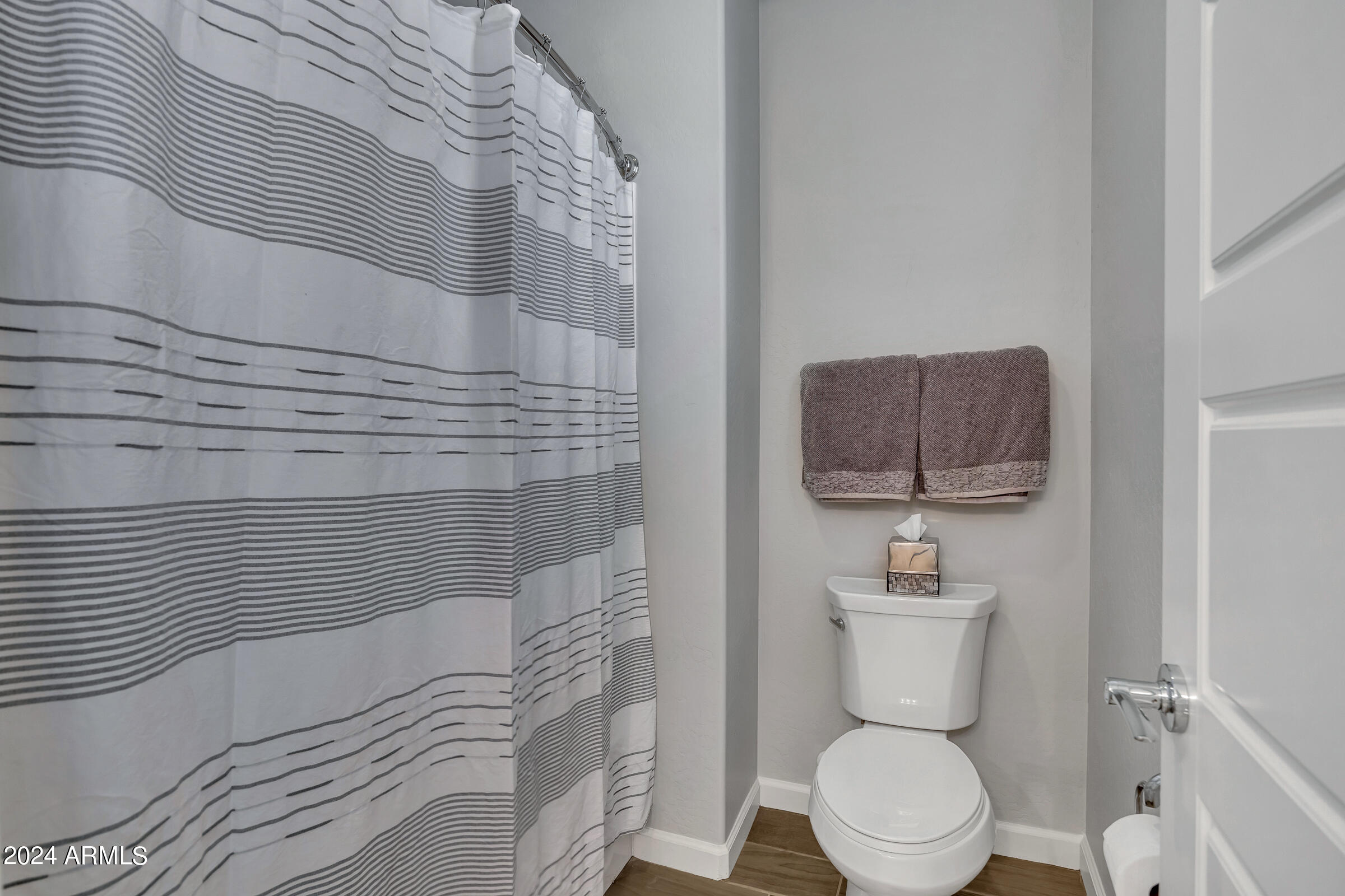 1927 W Yellowstone Way