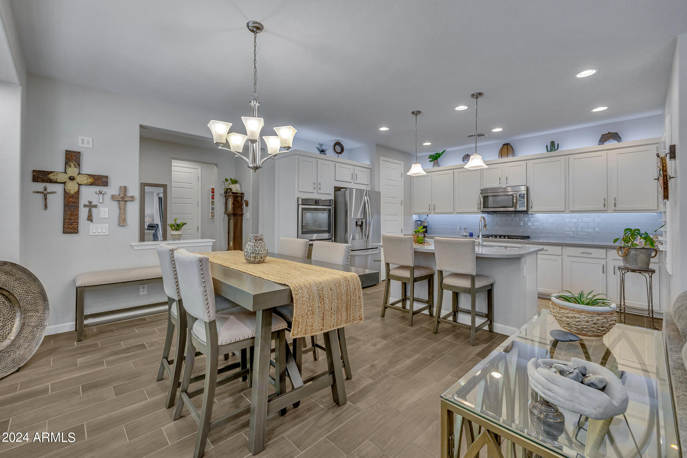 1927 W Yellowstone Way