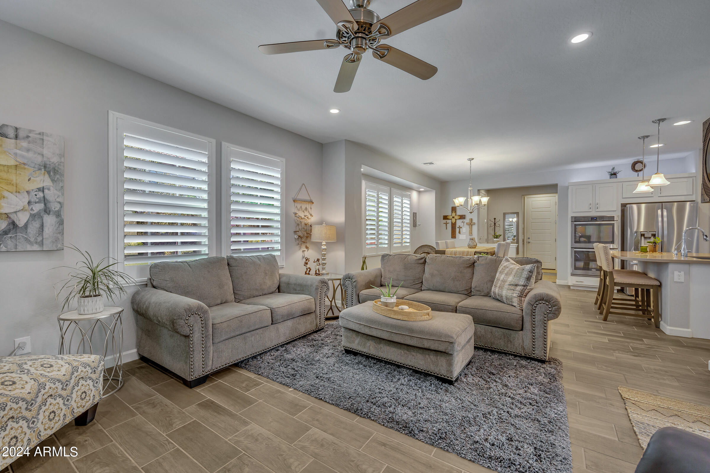 1927 W Yellowstone Way