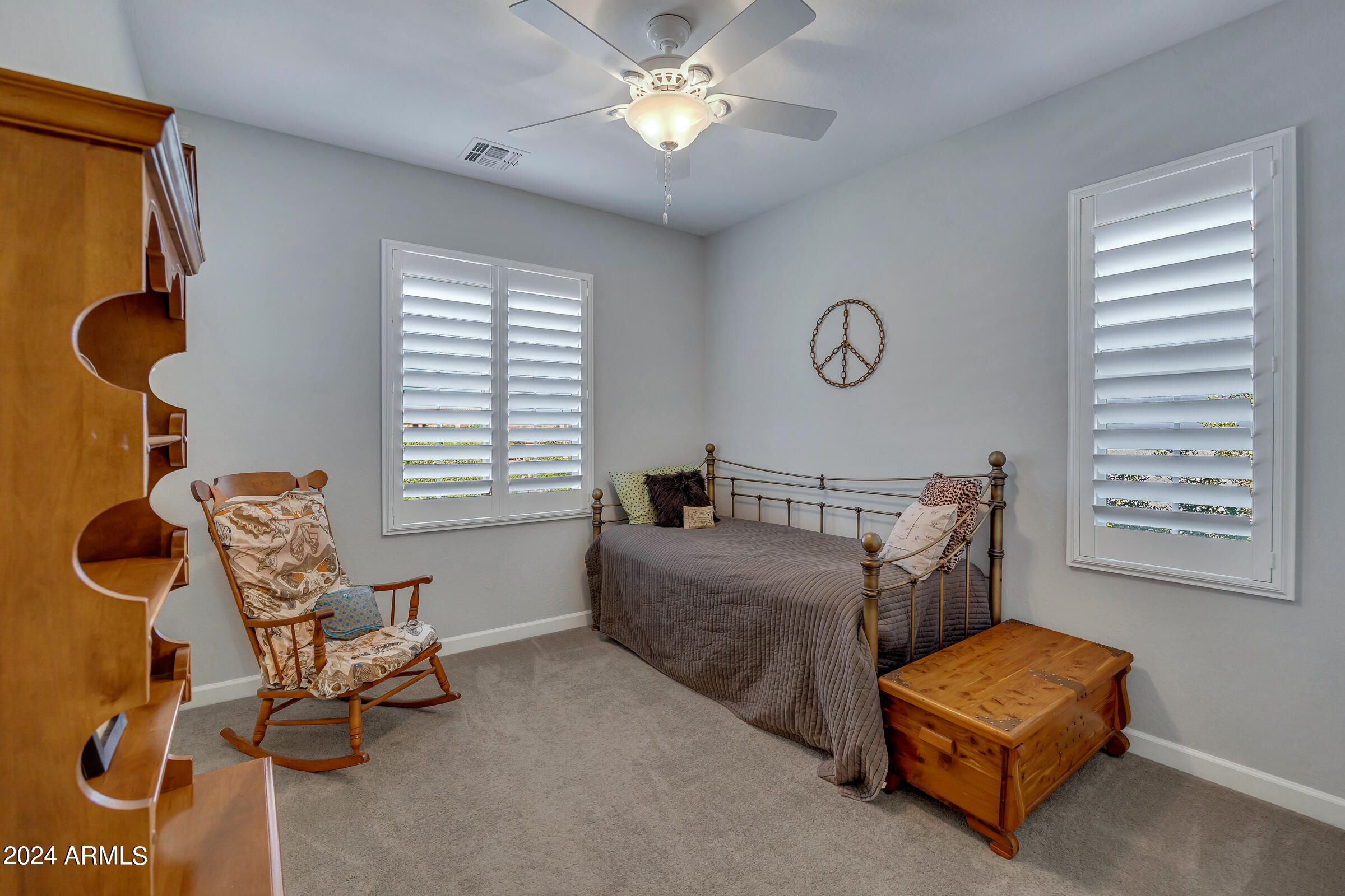 1927 W Yellowstone Way