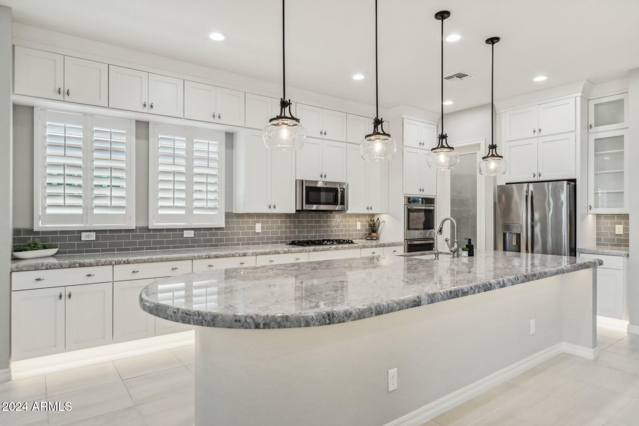 4448 E SKOUSEN Street