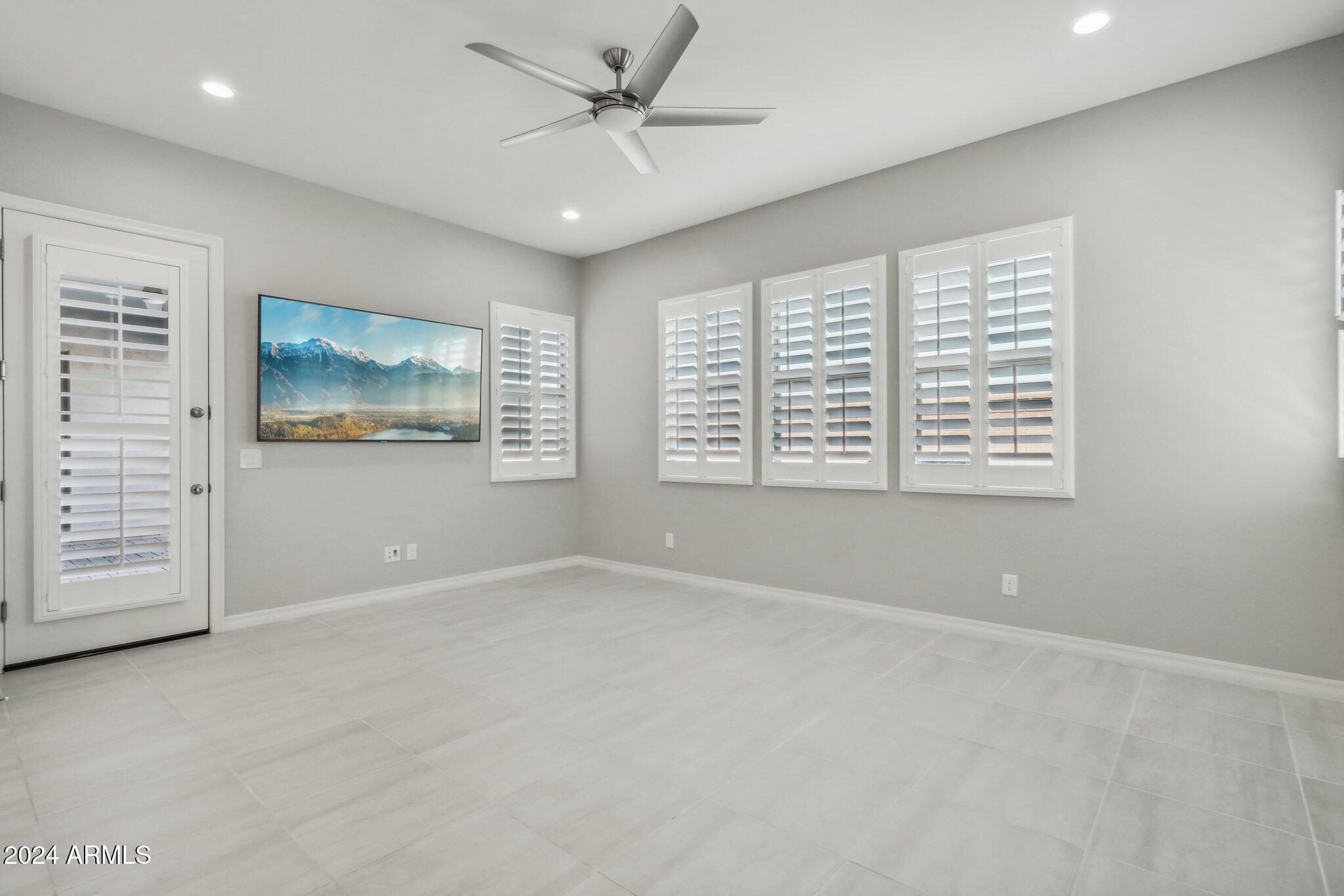 4448 E SKOUSEN Street