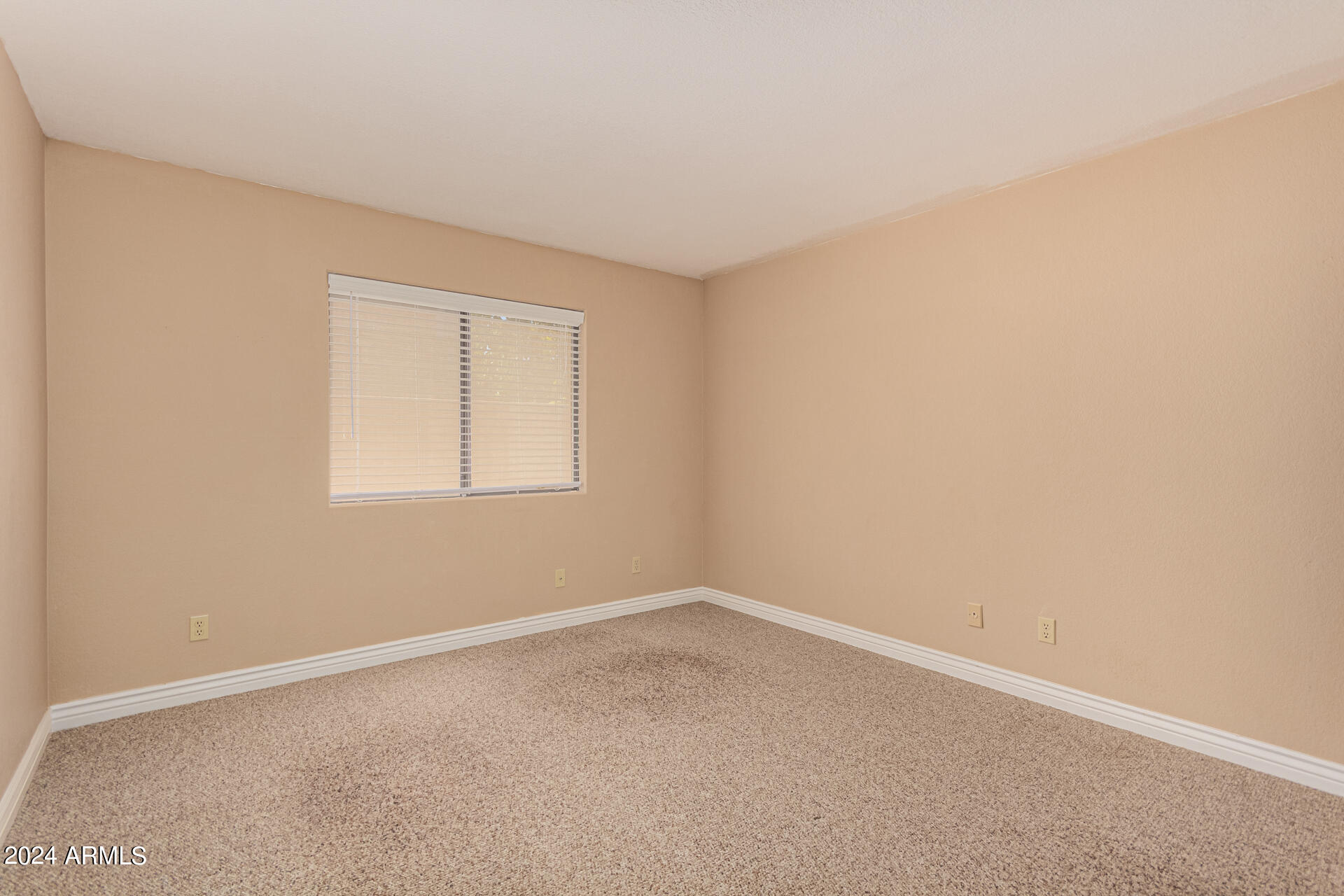 9779 E Gold Dust Avenue, Scottsdale