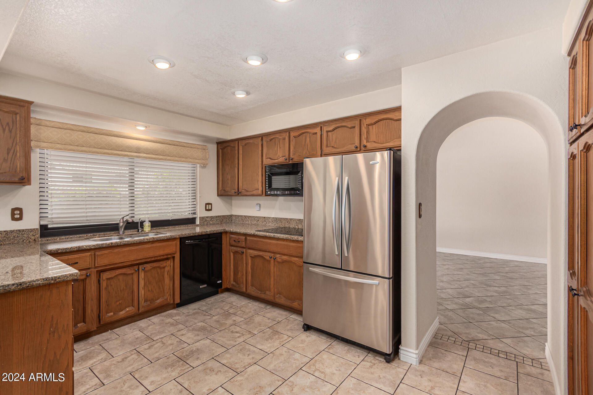 9779 E Gold Dust Avenue, Scottsdale