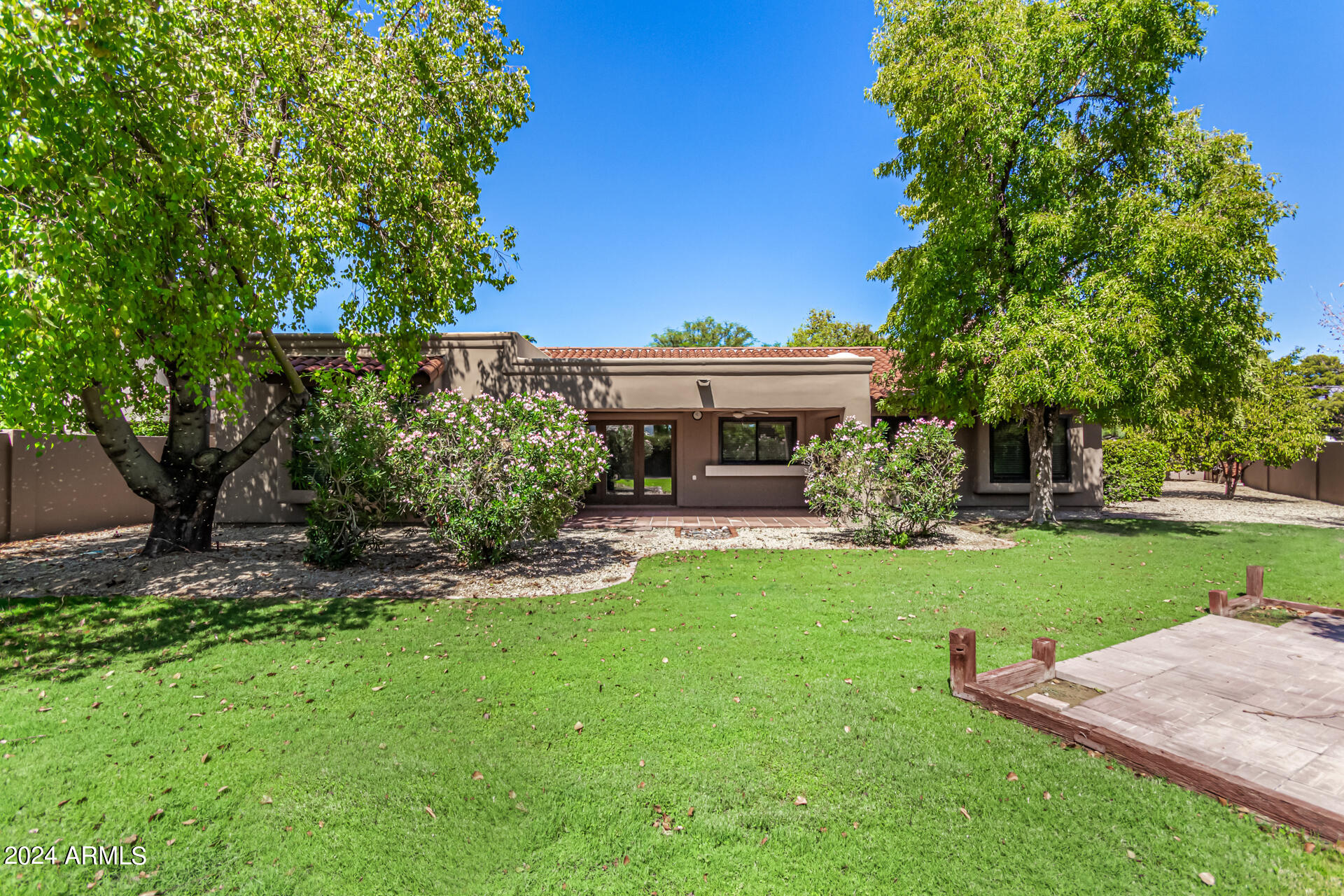 9779 E Gold Dust Avenue, Scottsdale