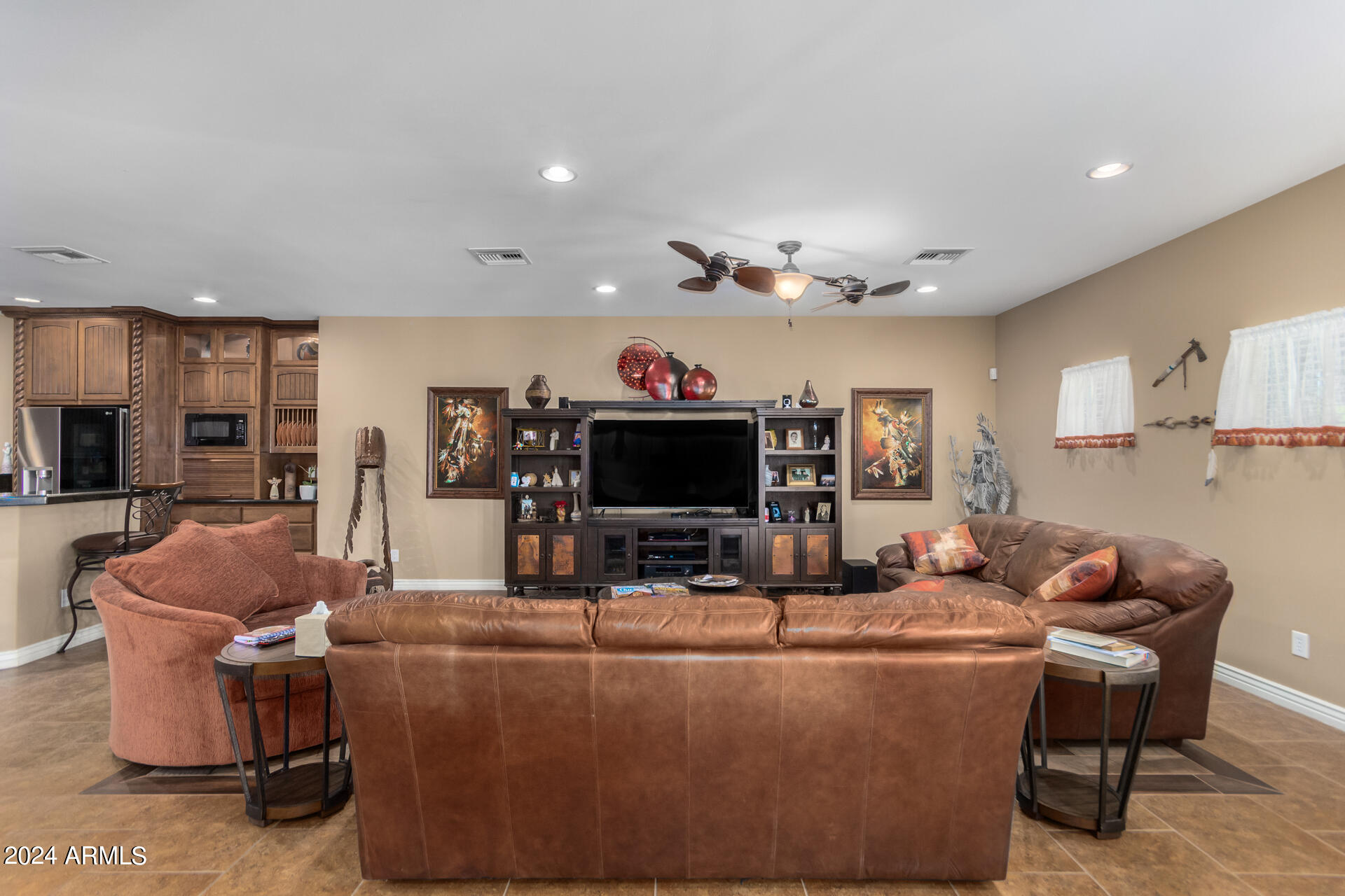 9834 E ADOBE Road