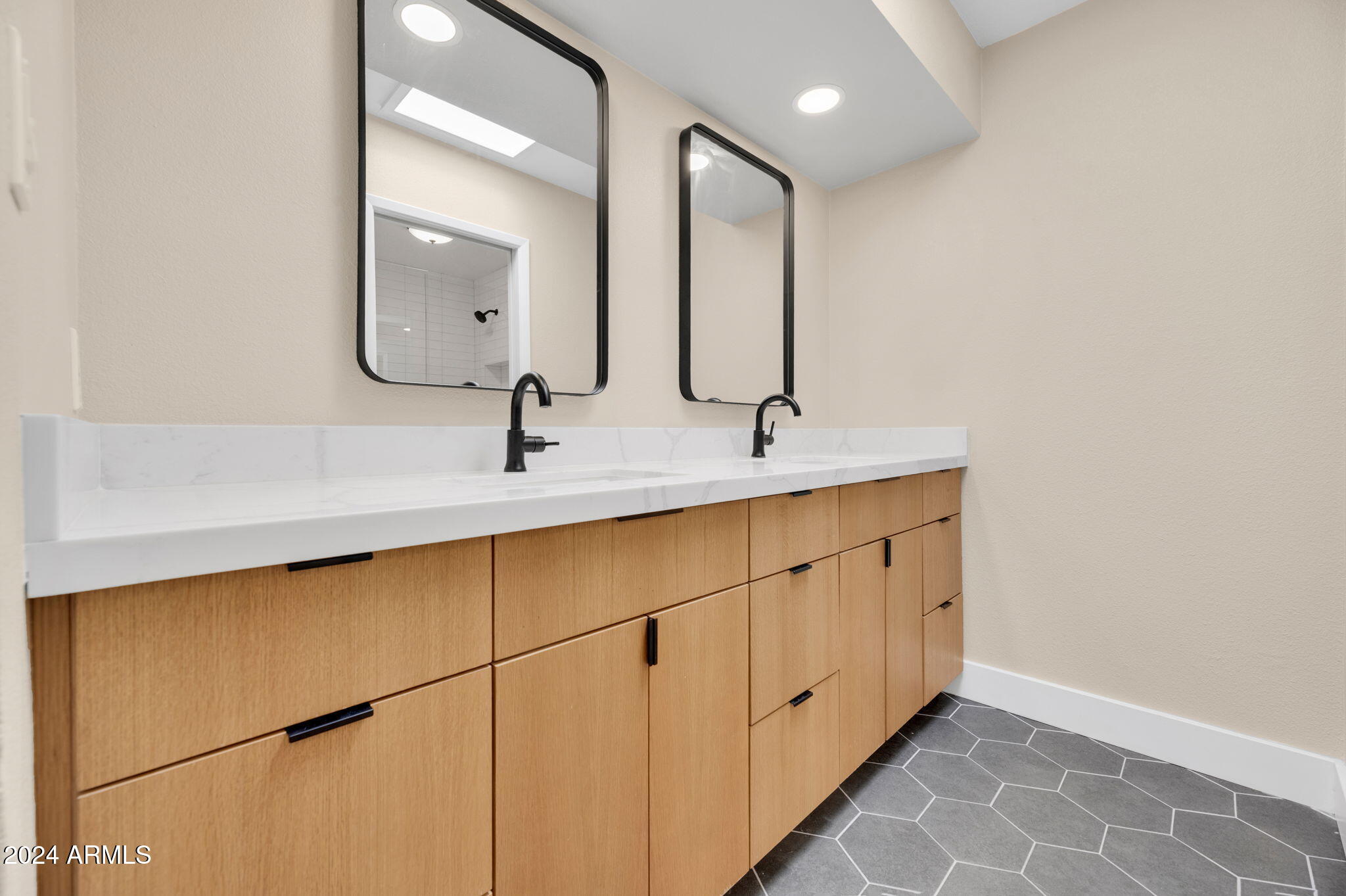 1202 E PALO VERDE Drive