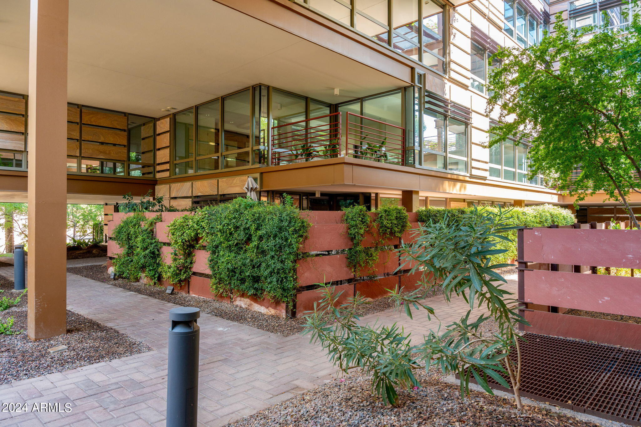 7161 E RANCHO VISTA Drive, 2001