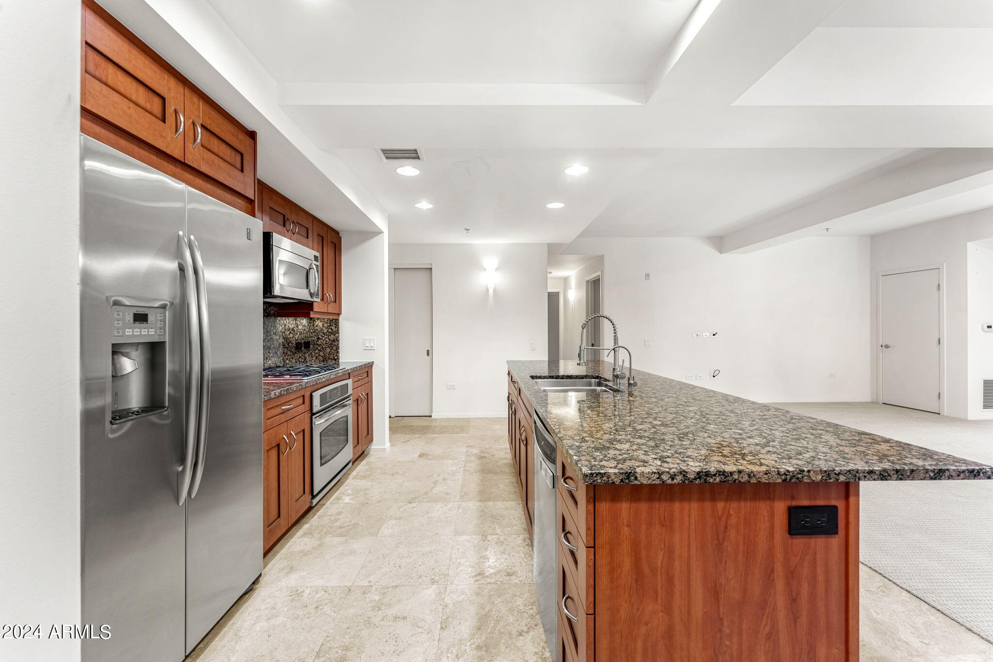 7161 E RANCHO VISTA Drive, 2001