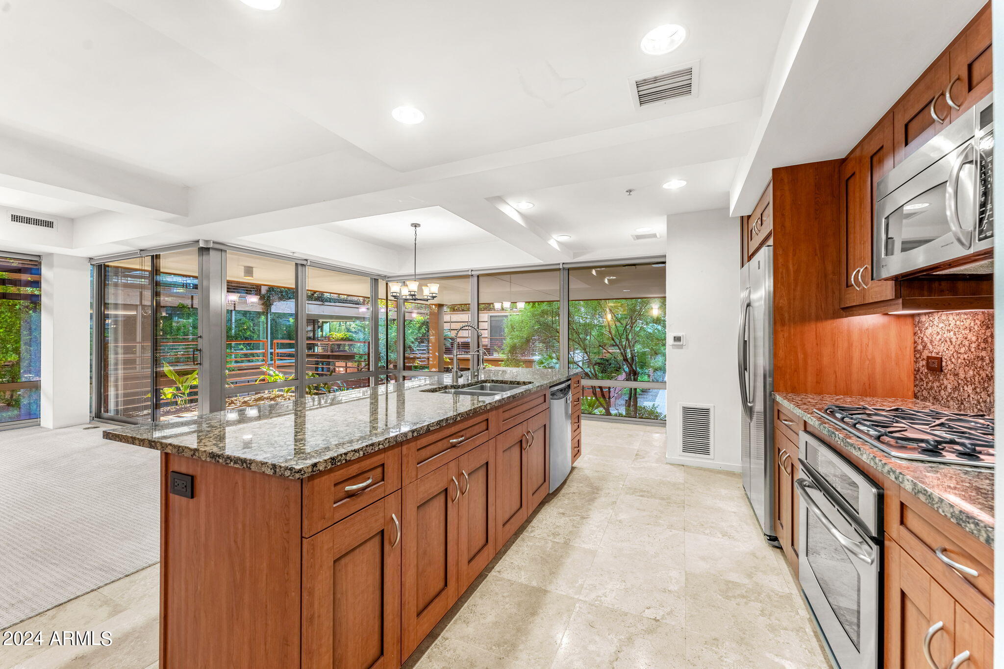 7161 E RANCHO VISTA Drive, 2001