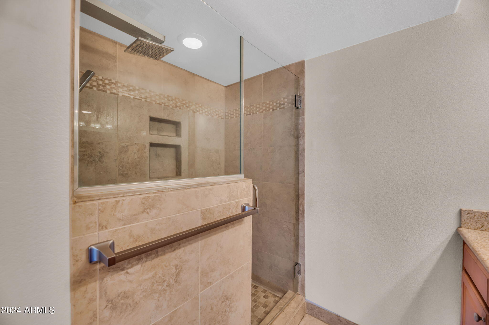 935 N GRANITE REEF Road, 103